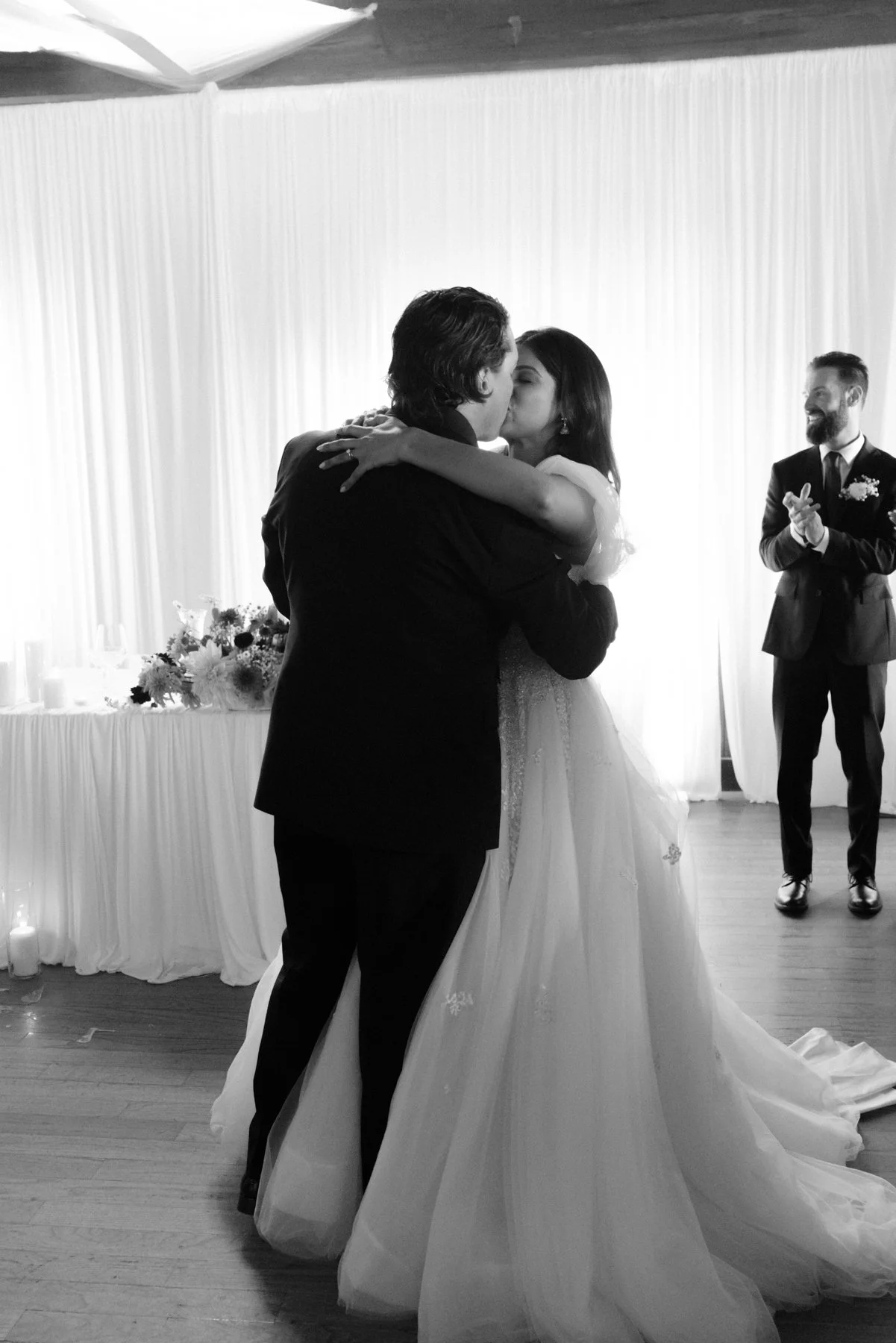 britannia-yacht-club-wedding-mn-0204.jpg