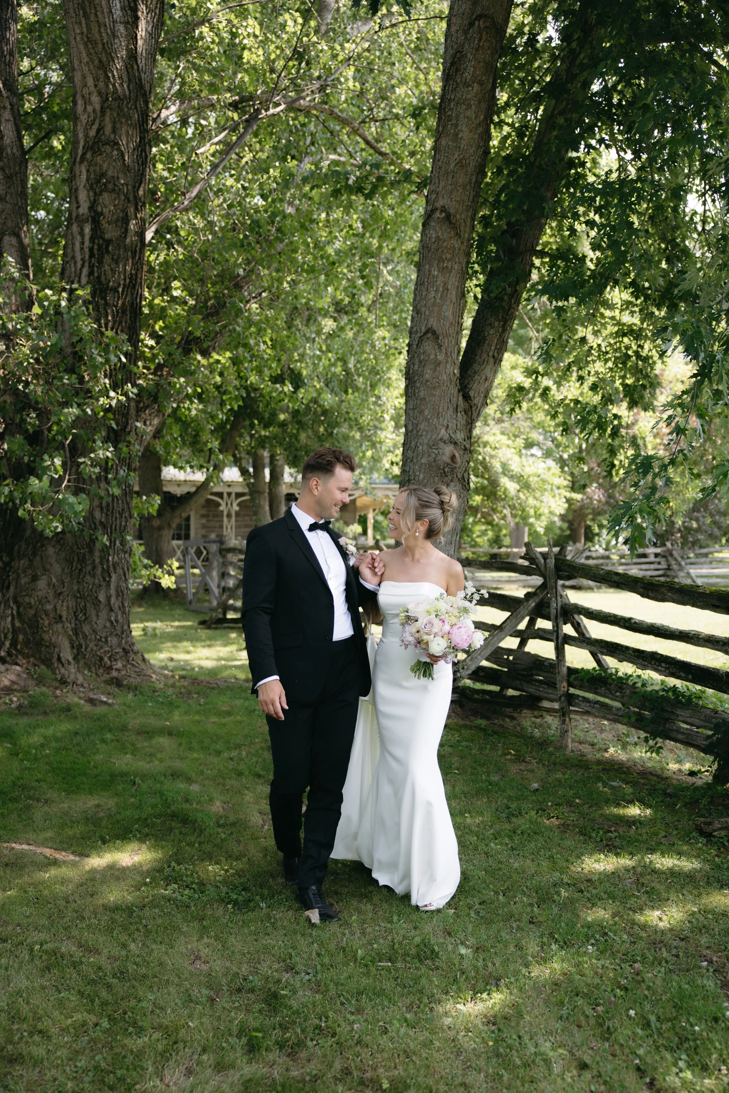GraceAndGold-JA-WED-0242.jpg