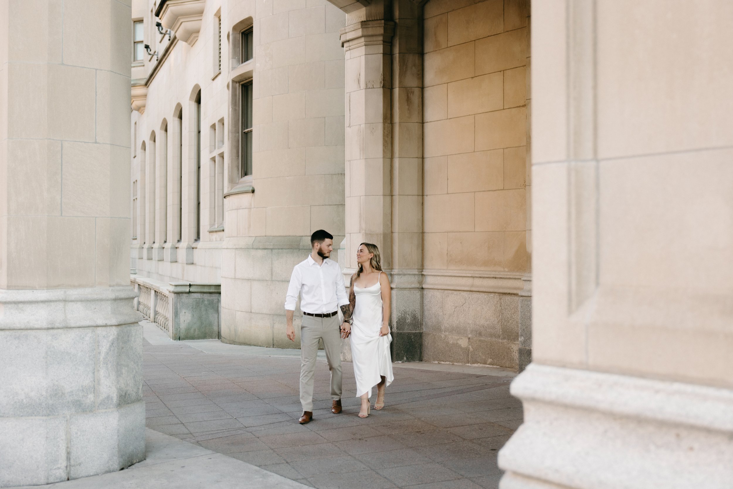 ottawa-downtown-engagement-session-0073.jpg
