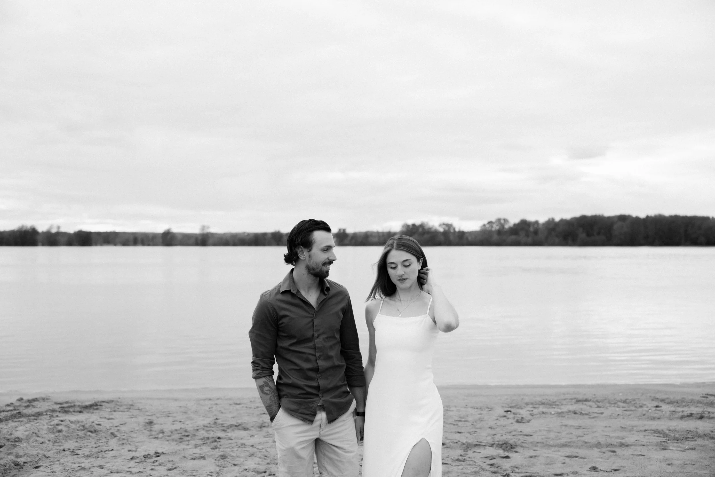 petrie-island-engagement-session-0011.jpg