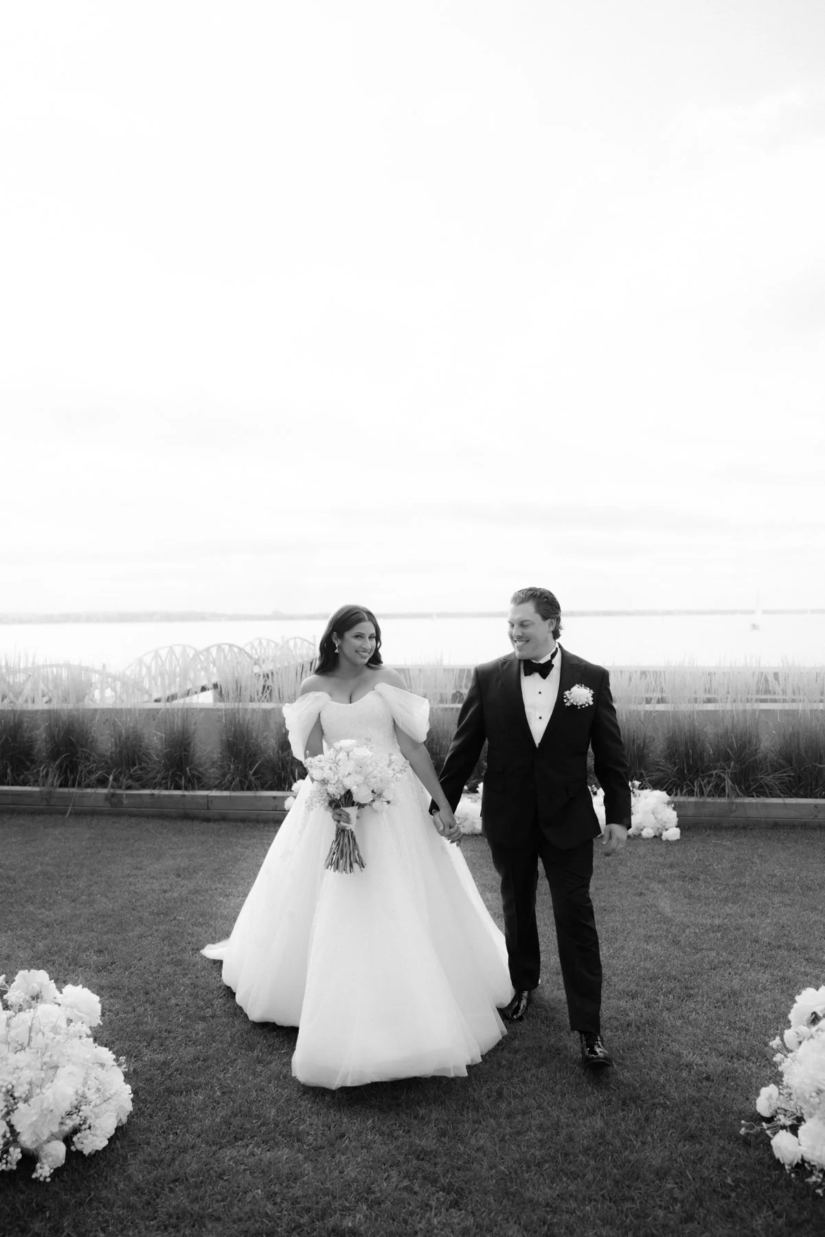 britannia-yacht-club-wedding-mn-0060.jpg