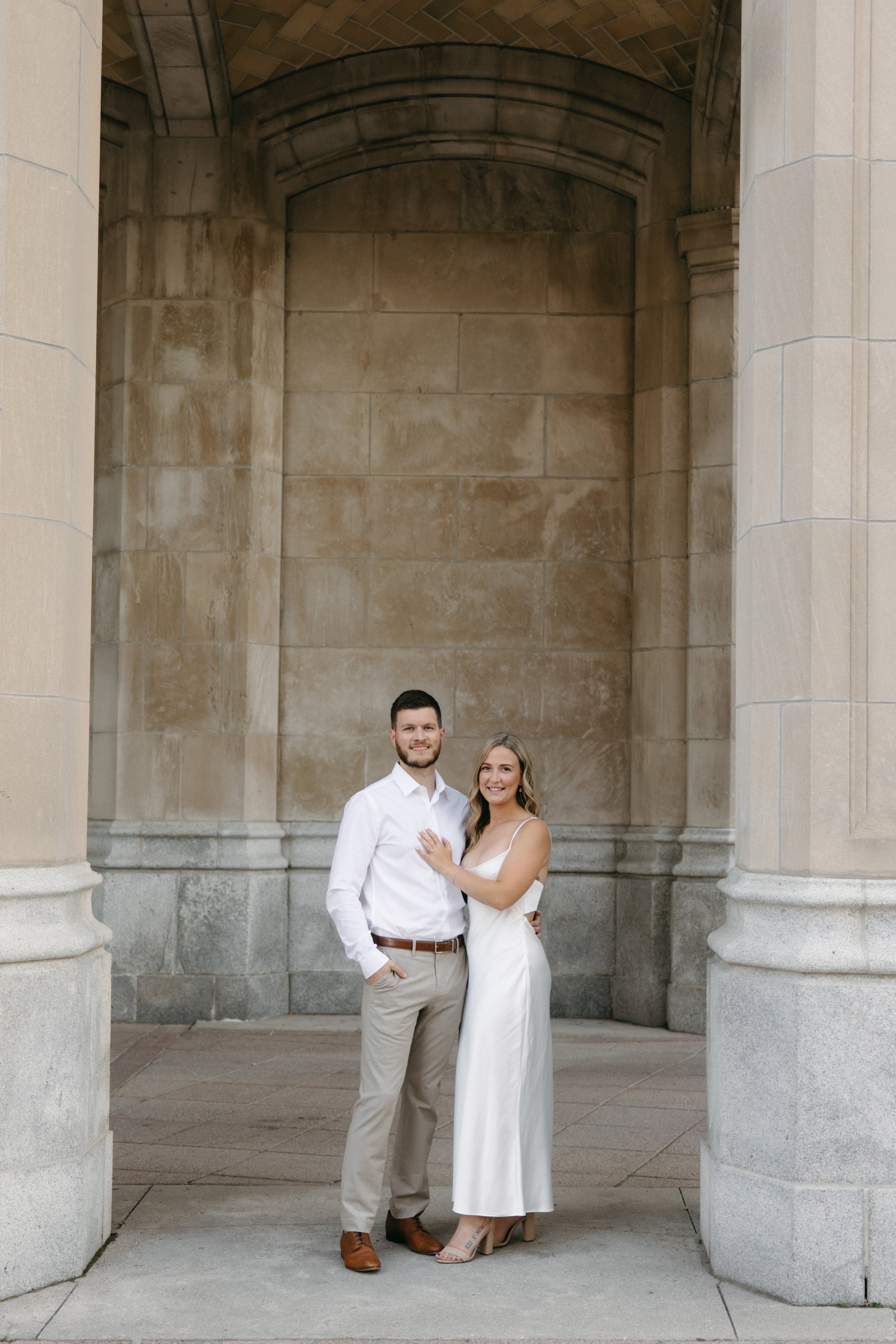 ottawa-downtown-engagement-session-0002.jpg