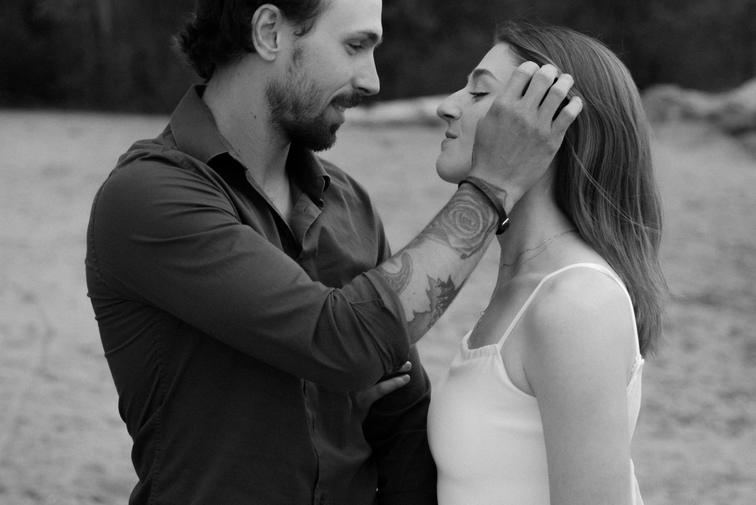 petrie-island-engagement-session-0063.jpg