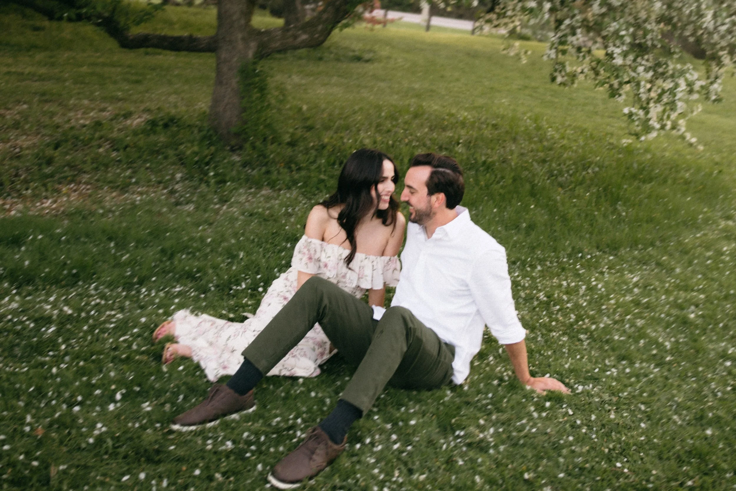 ottawa-blossom-engagement-session-0109.jpg