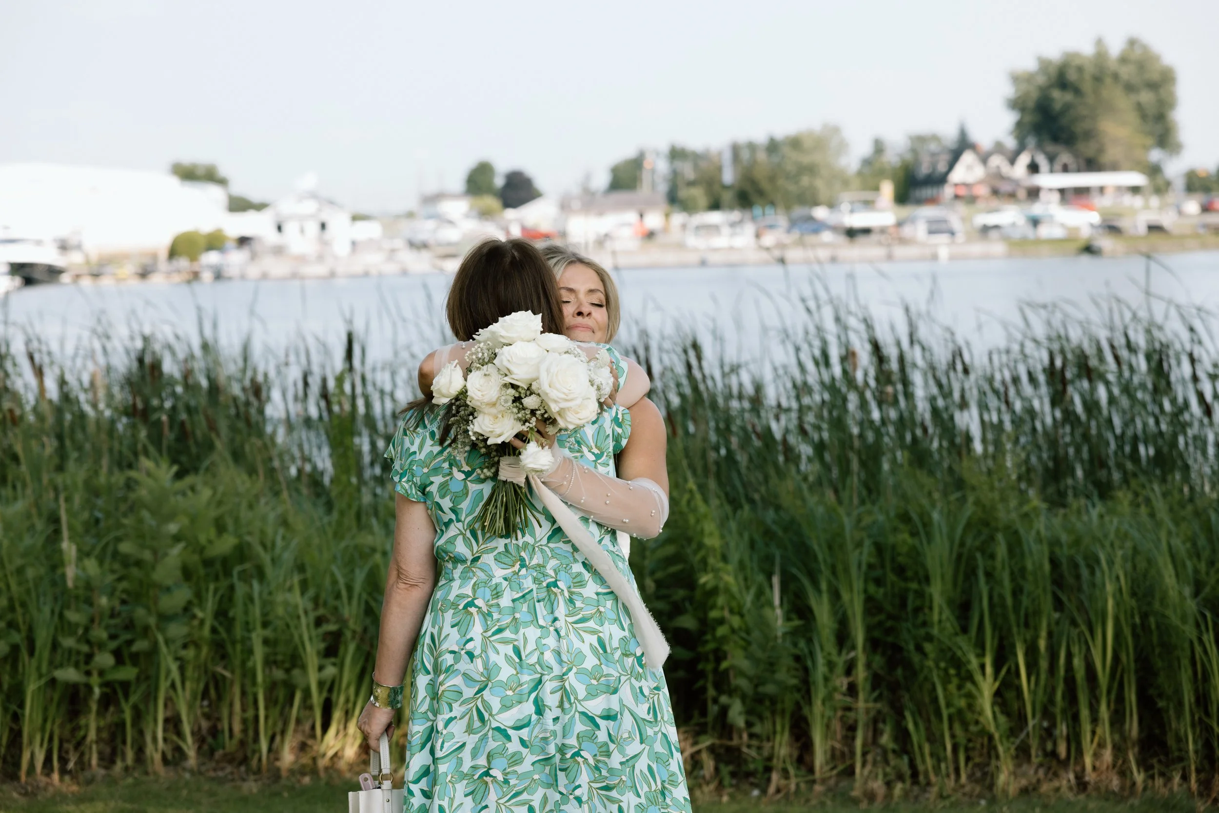 GraceAndGold-MJ-WED-1138.jpg