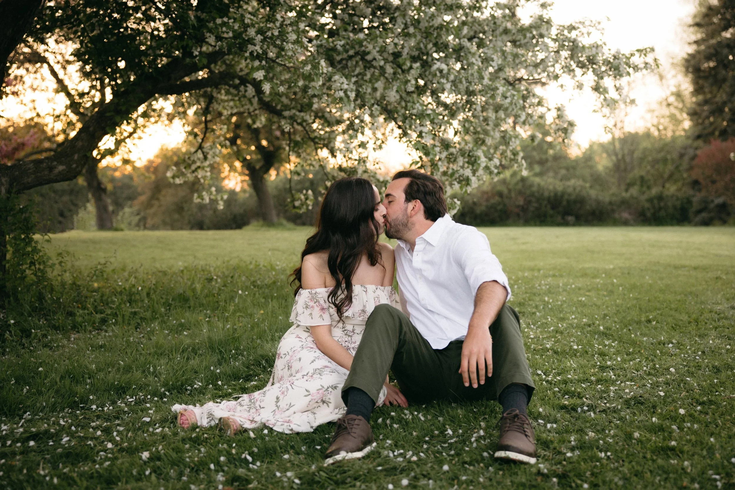 ottawa-blossom-engagement-session-0100.jpg