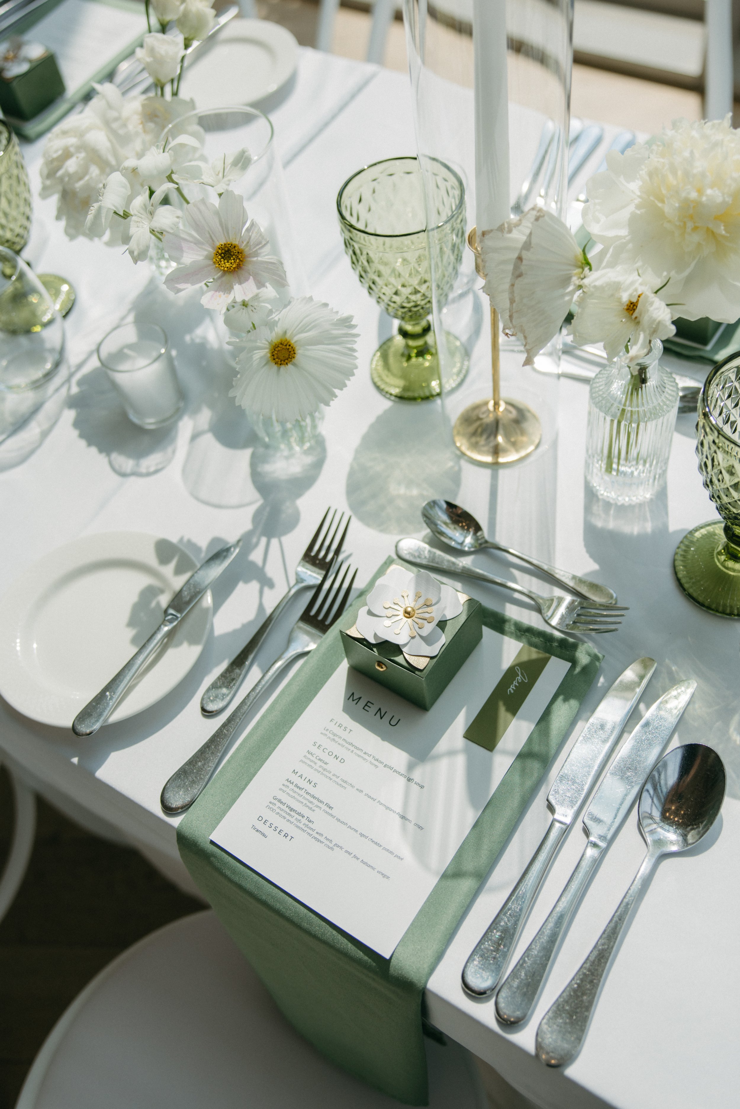 GraceAndGold-YR-WED-1065.jpg