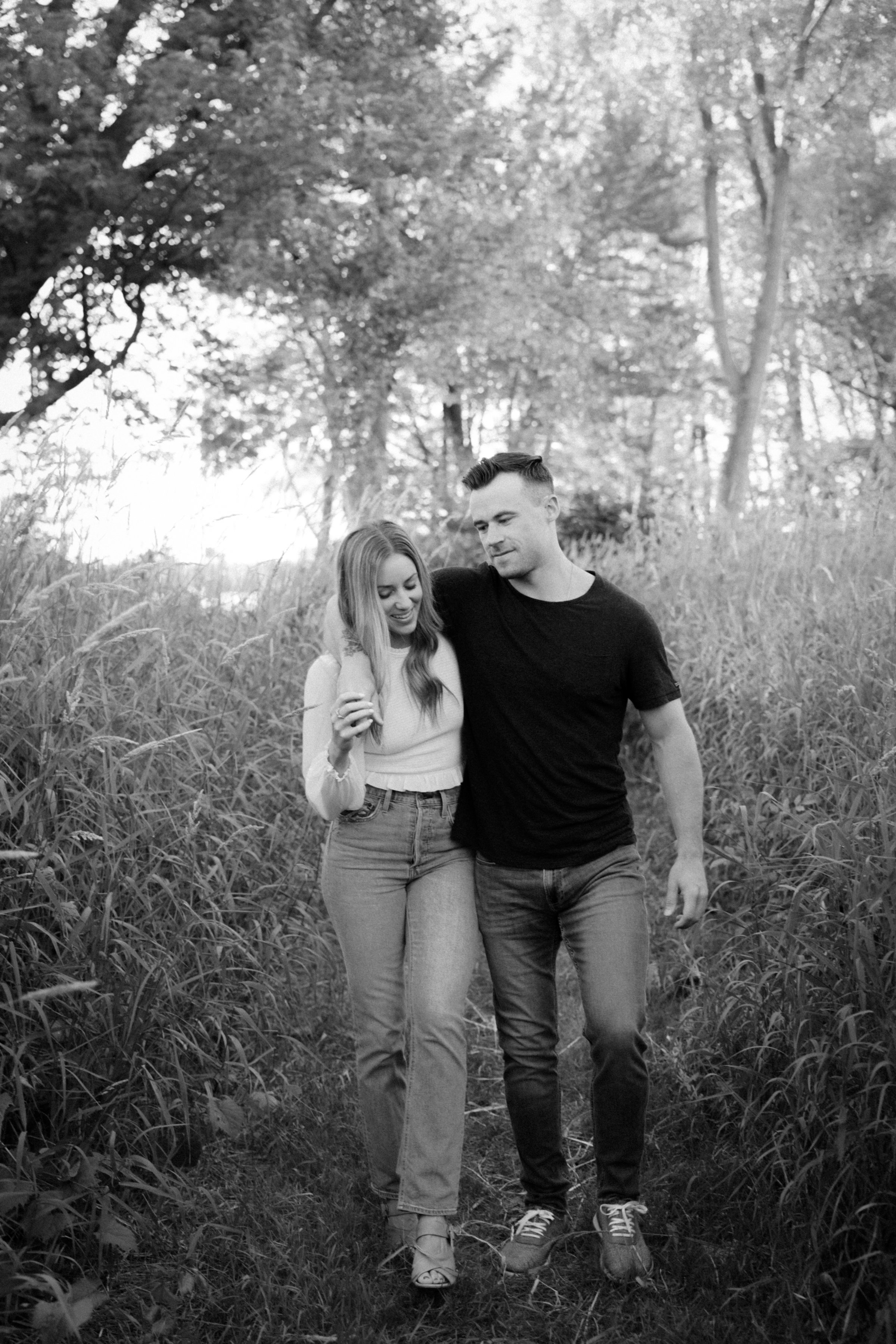 ottawa-ENGAGEMENT-photographer-0017.jpg