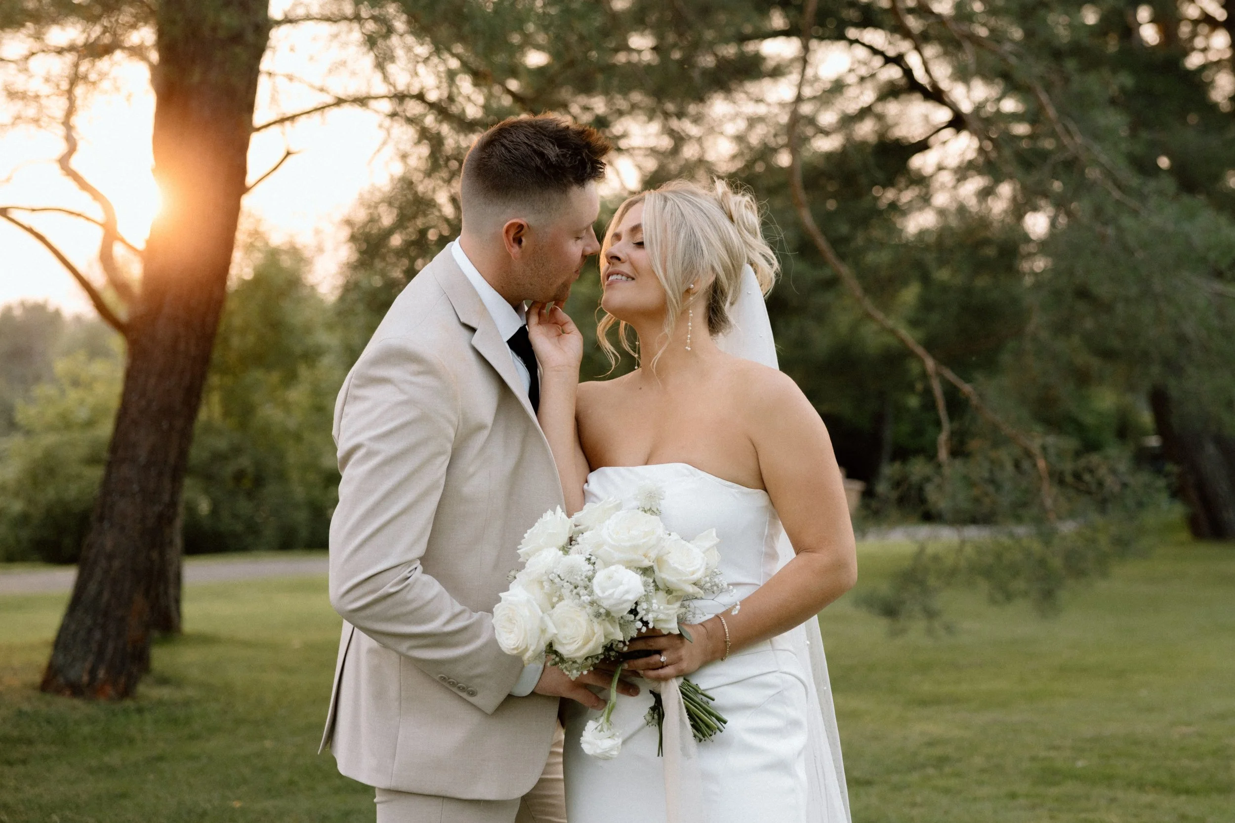 GraceAndGold-MJ-WED-1521.jpg