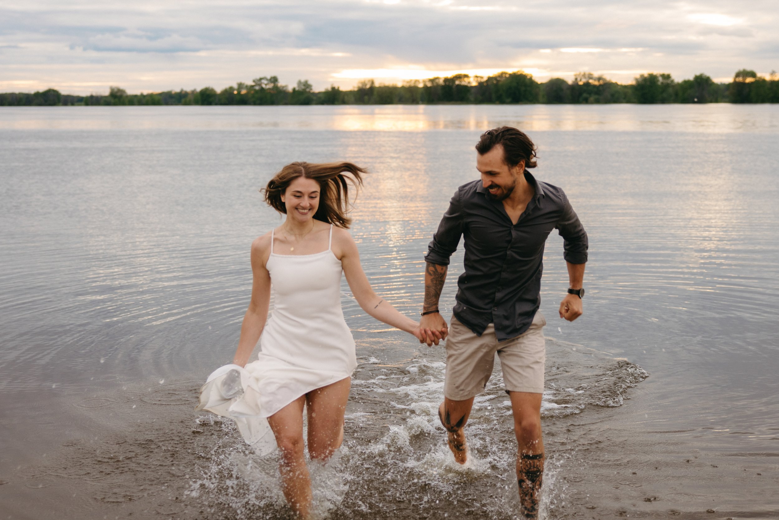 petrie-island-engagement-session-0078.jpg