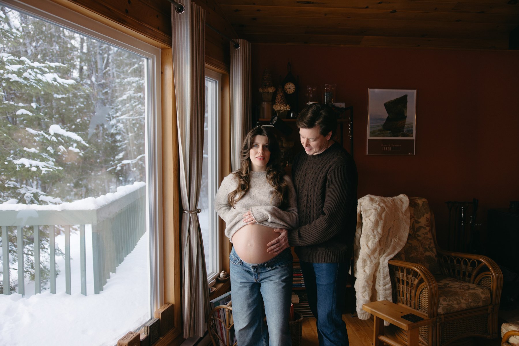 Ottawa-Maternity-Session-Cottage-0069.jpg