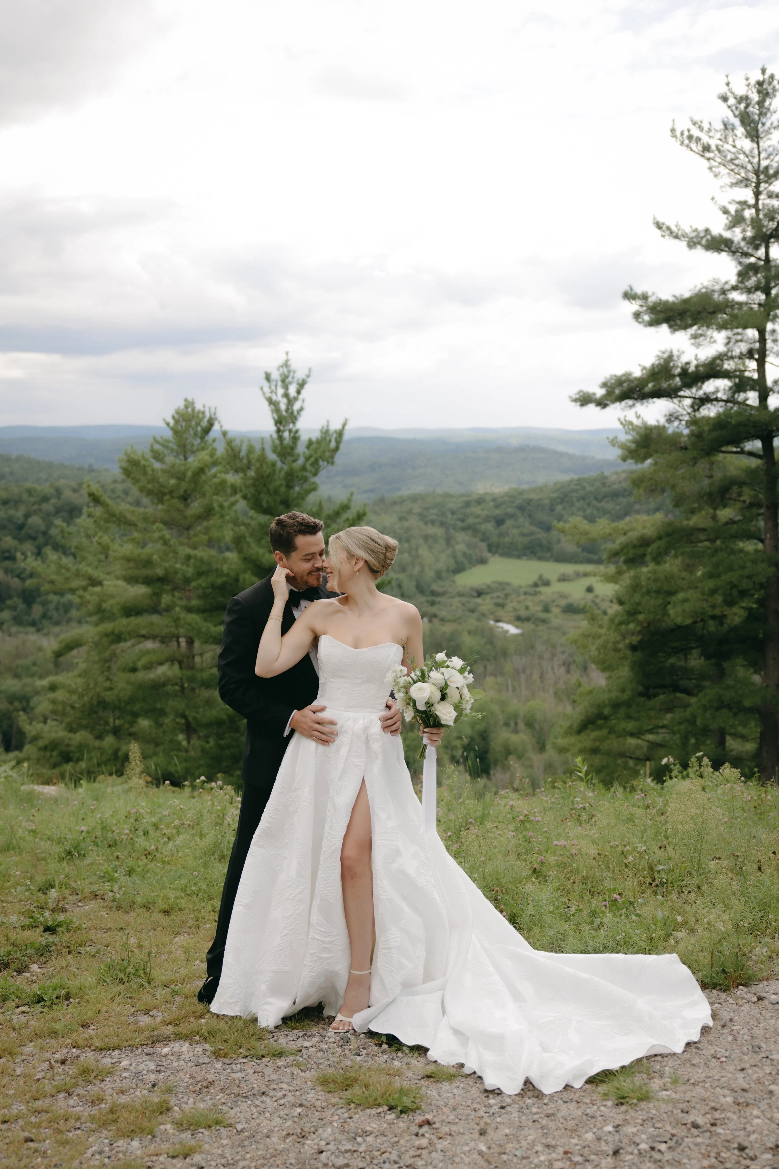 GraceAndGold-VJ-WED-0349.jpg