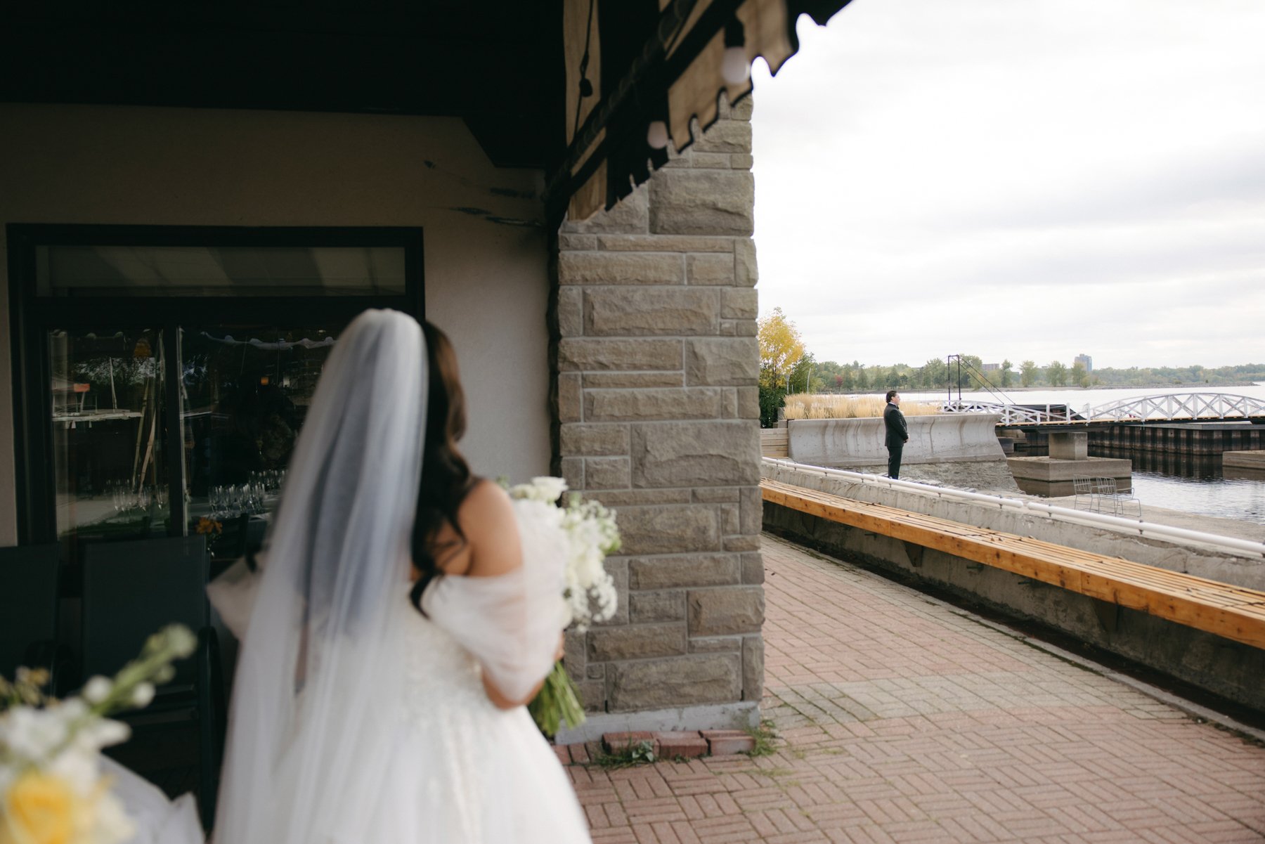 britannia-yacht-club-wedding-mn-0031.jpg