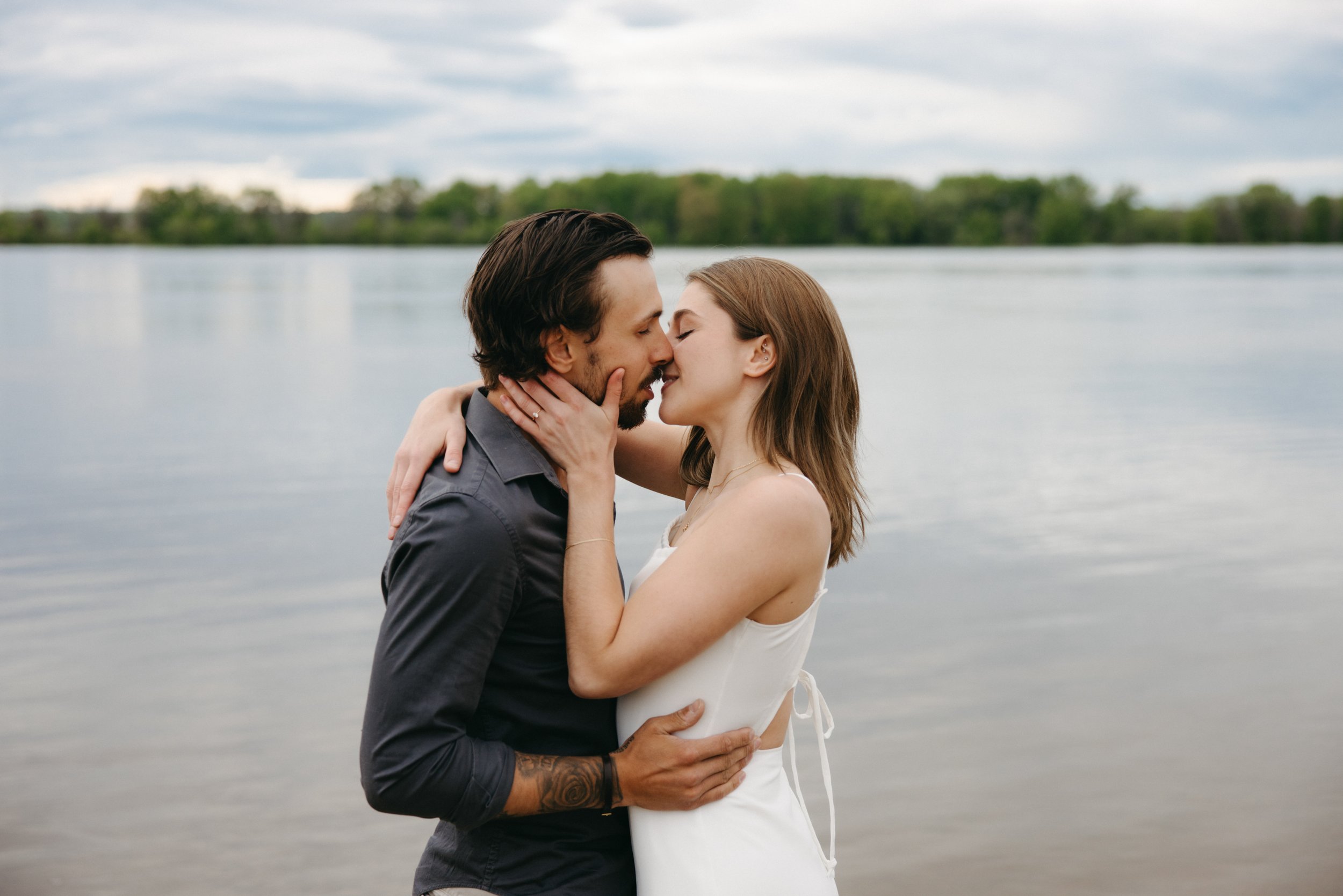 petrie-island-engagement-session-0022.jpg