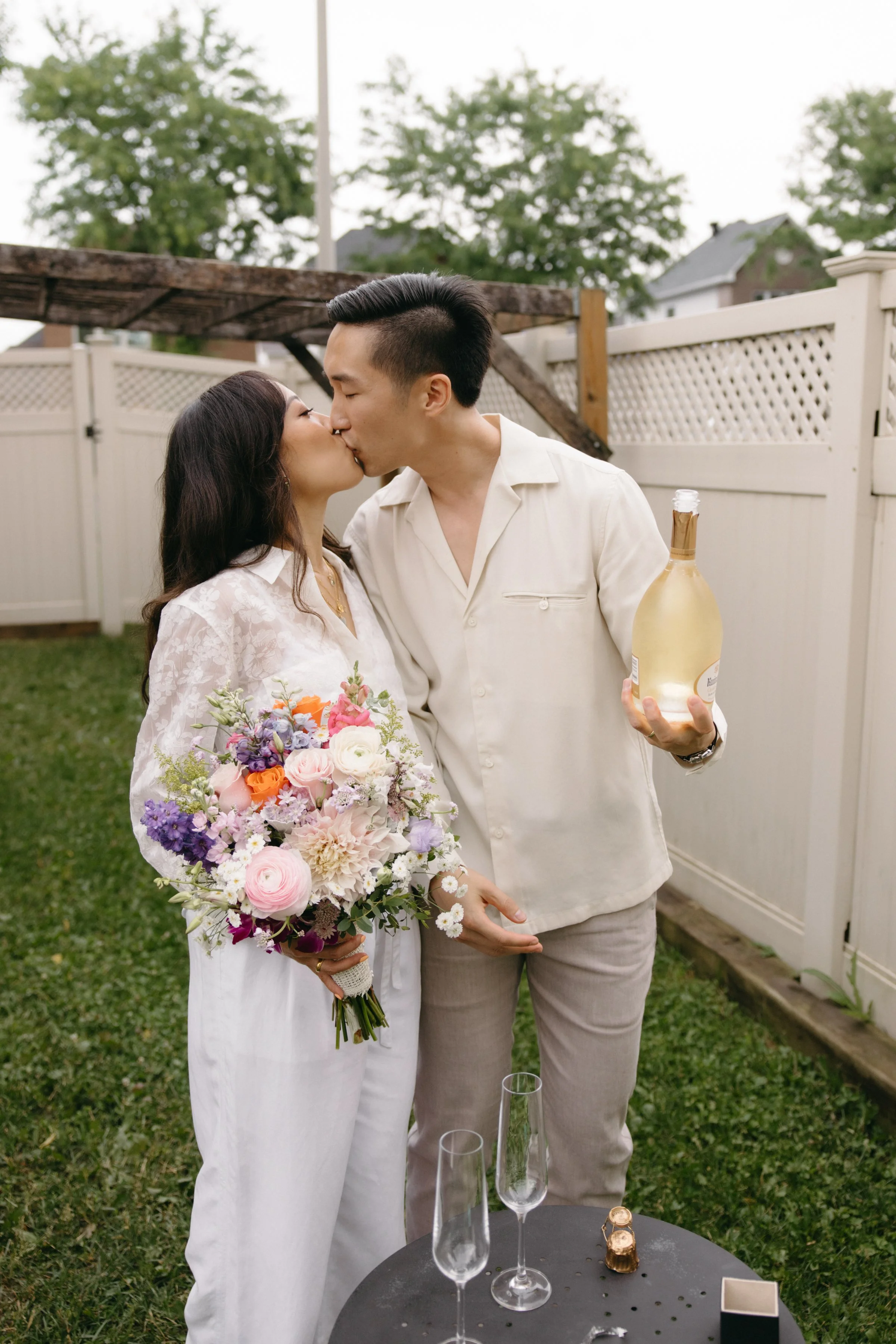 ottawa-elopement-photographer-0114.jpg
