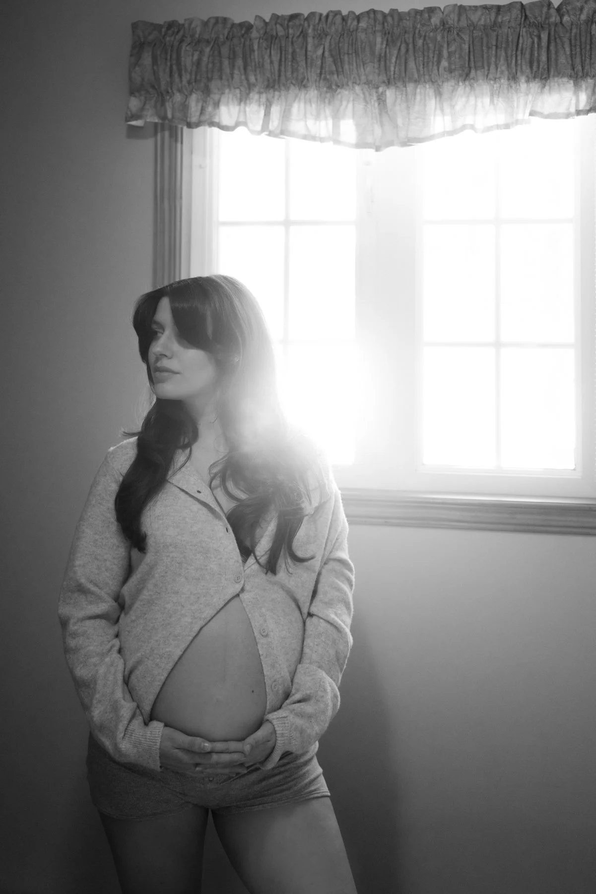 Ottawa-Maternity-Session-Cottage-0033.jpg