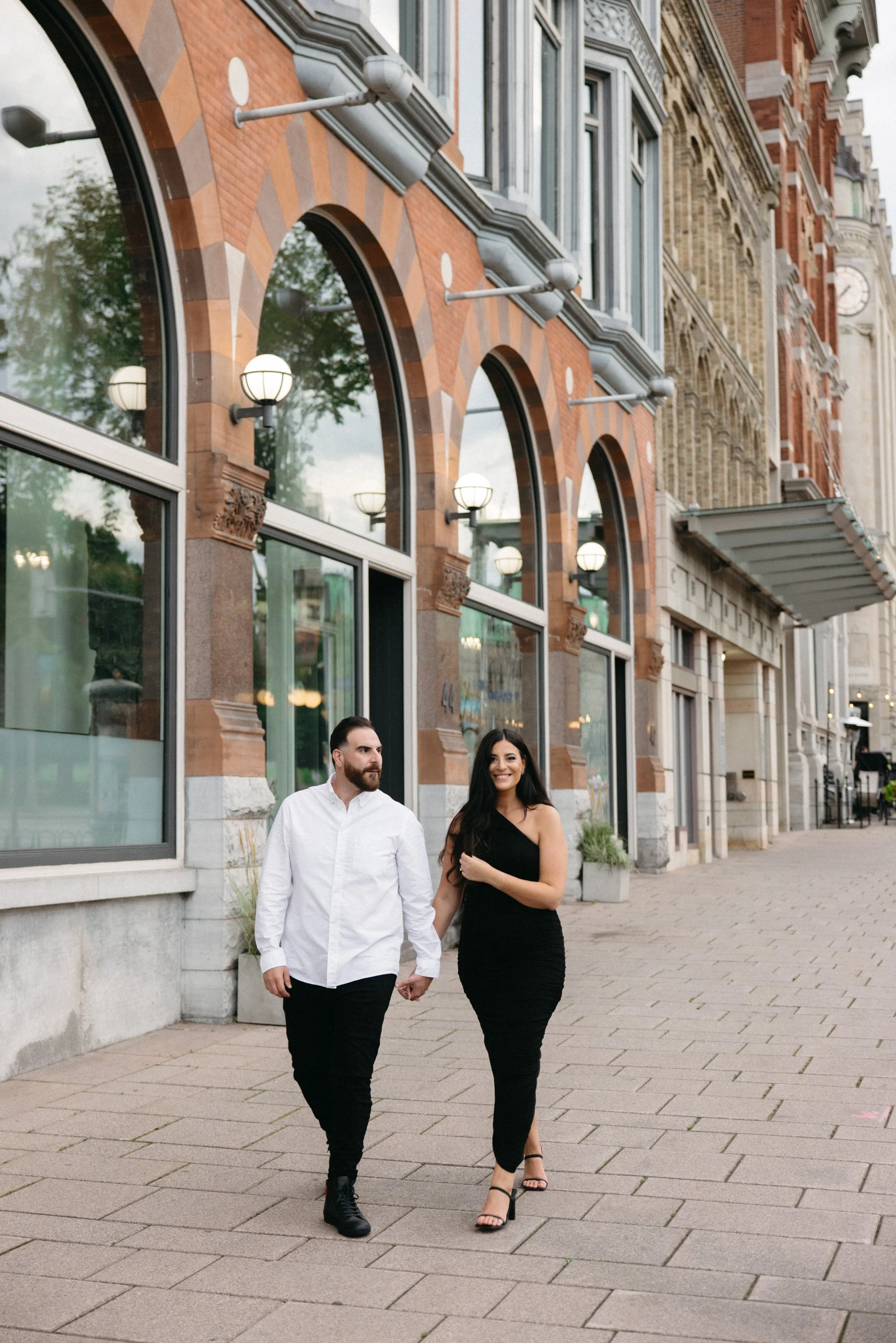 ottawa-downtown-engagement-session-0028.jpg