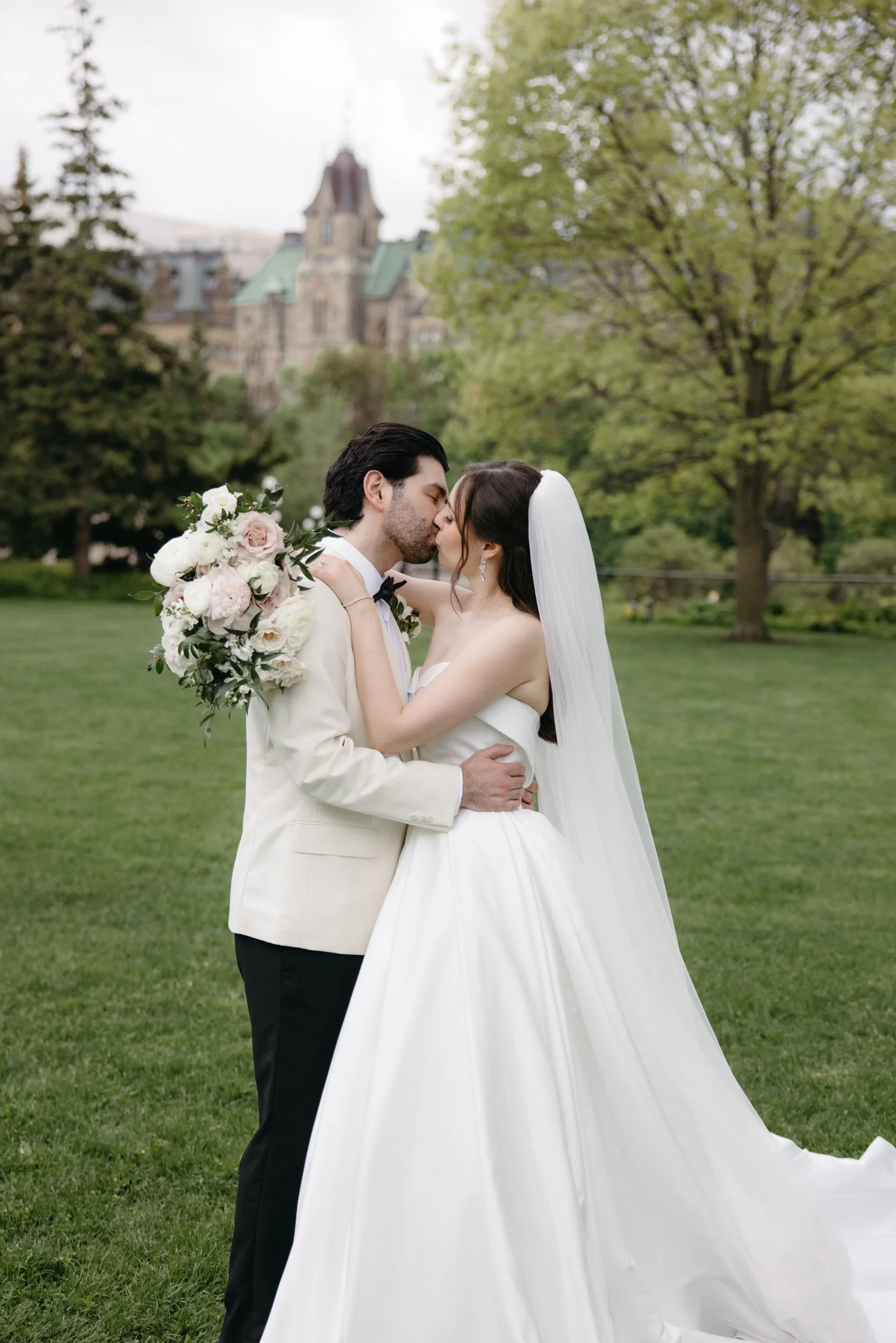 chateau-laurier-wedding-ra-0154.jpg