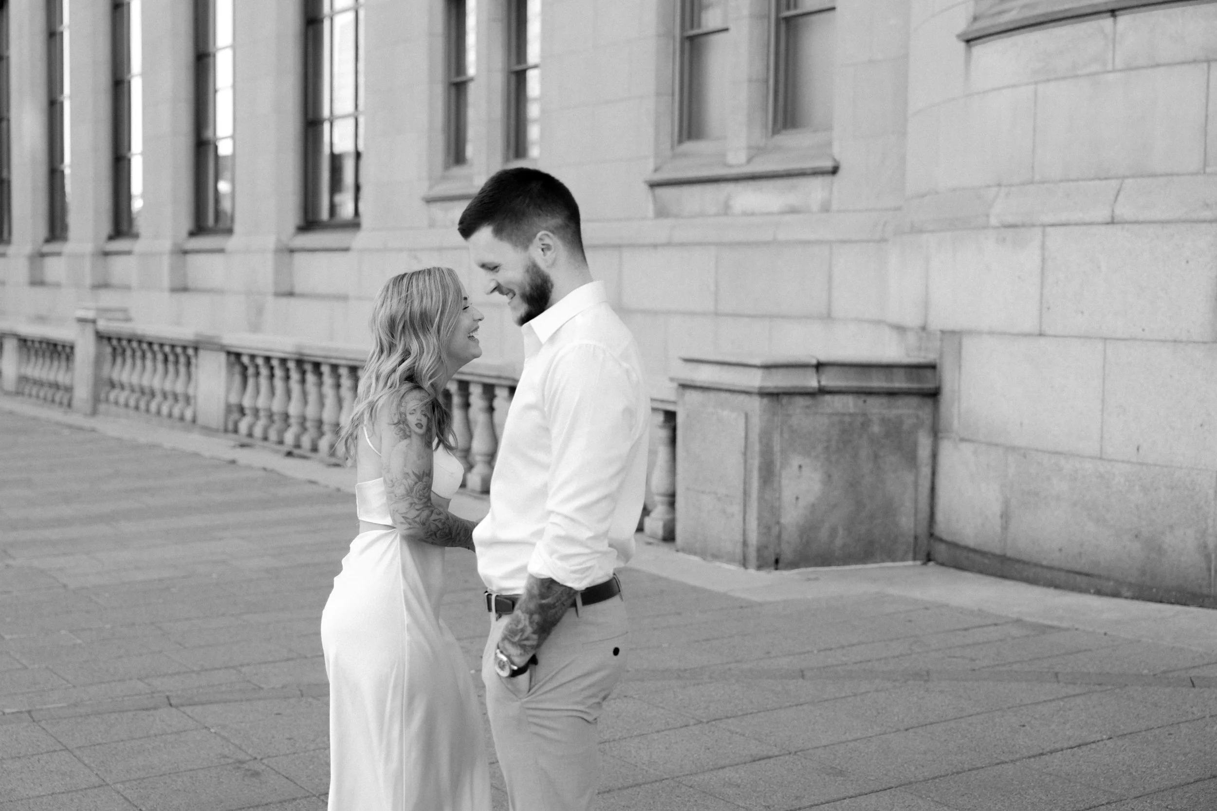 ottawa-downtown-engagement-session-0067.jpg