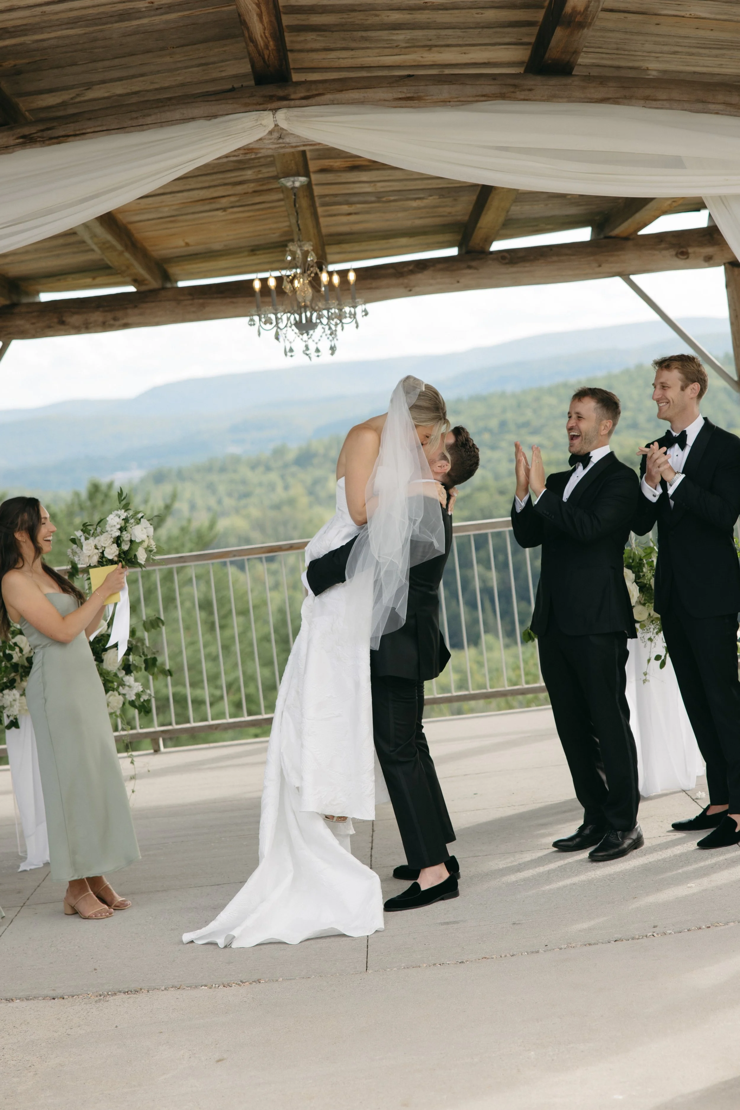 GraceAndGold-VJ-WED-0859.jpg