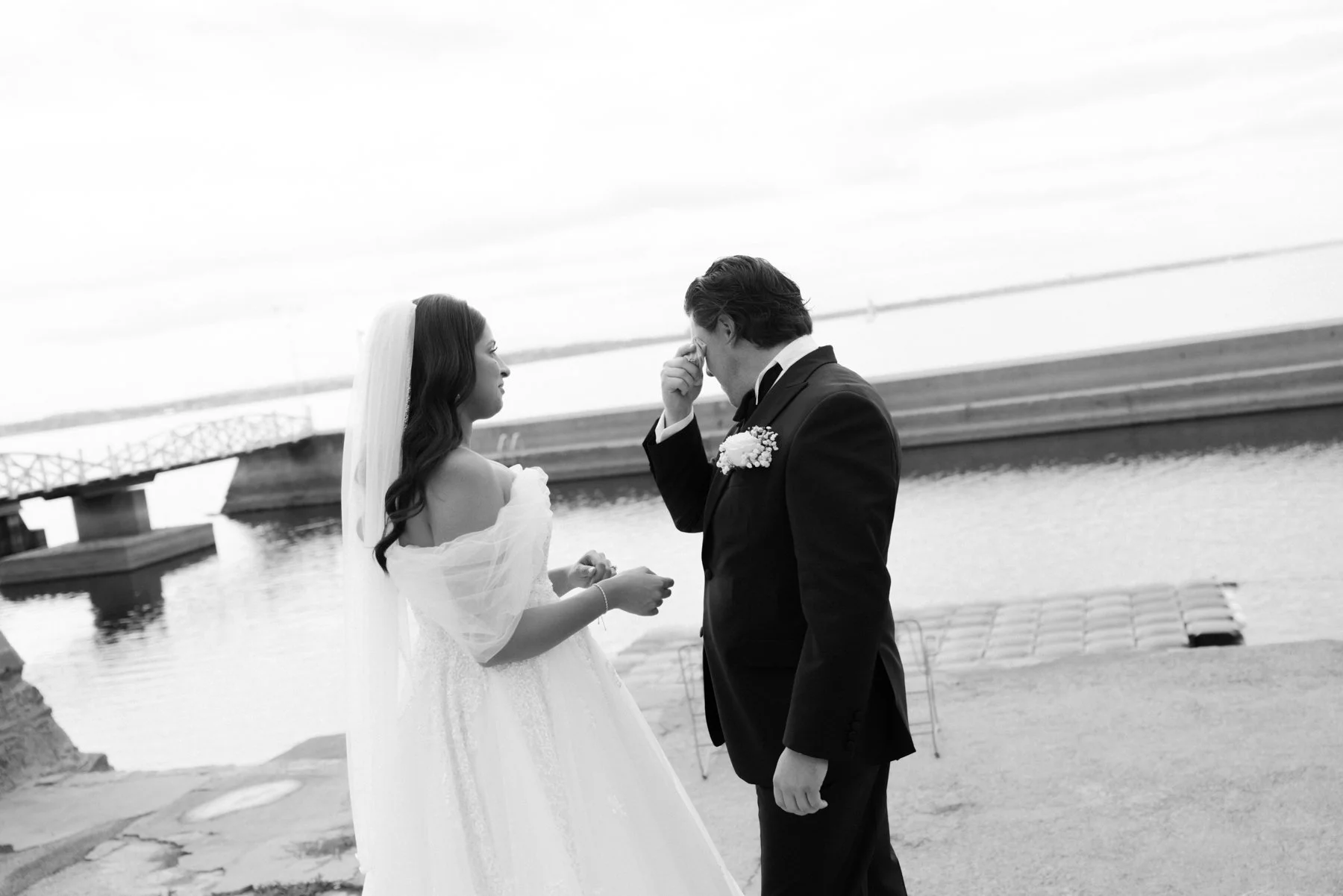 britannia-yacht-club-wedding-mn-0046.jpg
