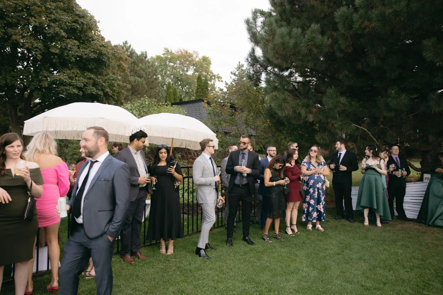 britannia-yacht-club-wedding-mn-0158.jpg