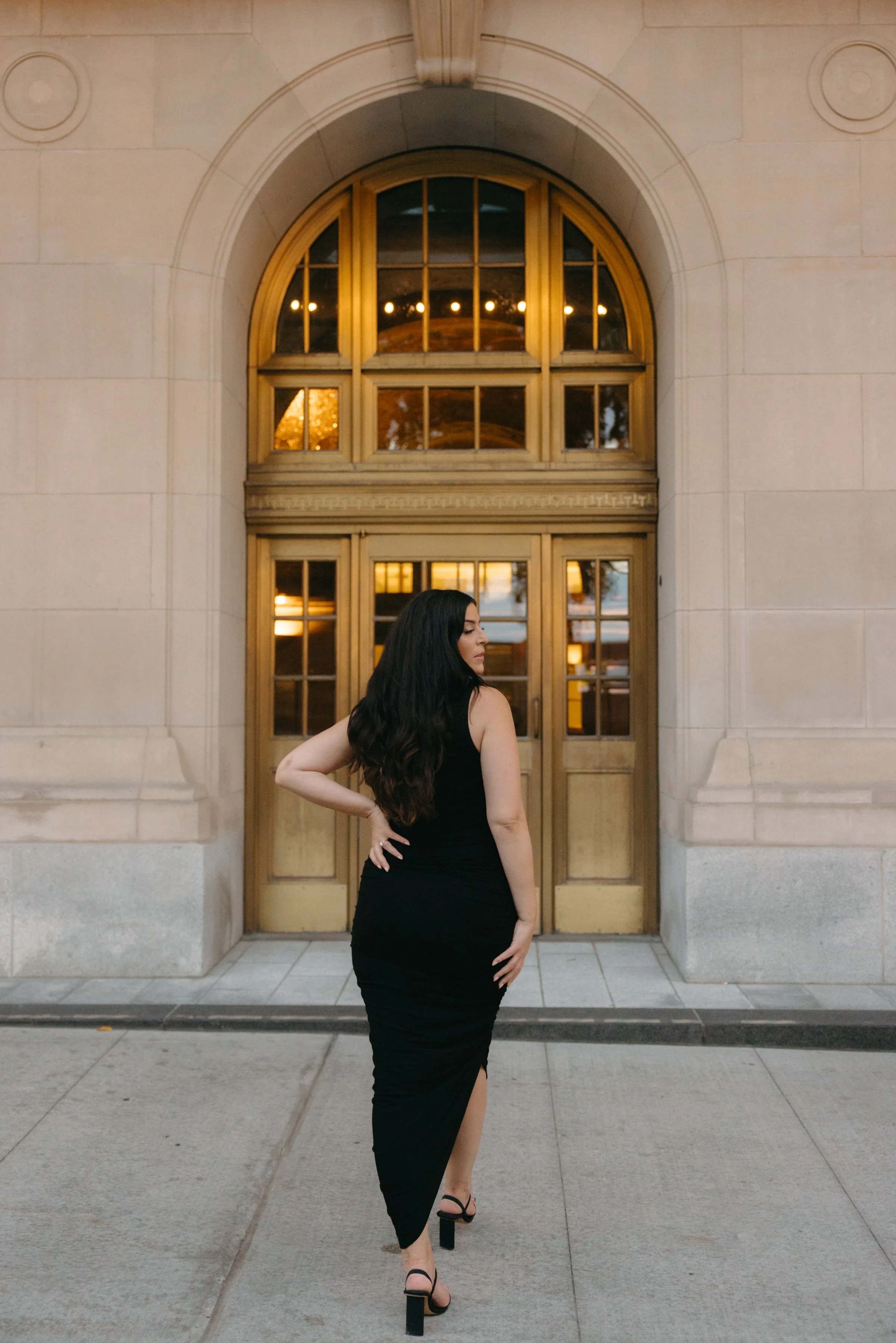 ottawa-downtown-engagement-session-0043.jpg