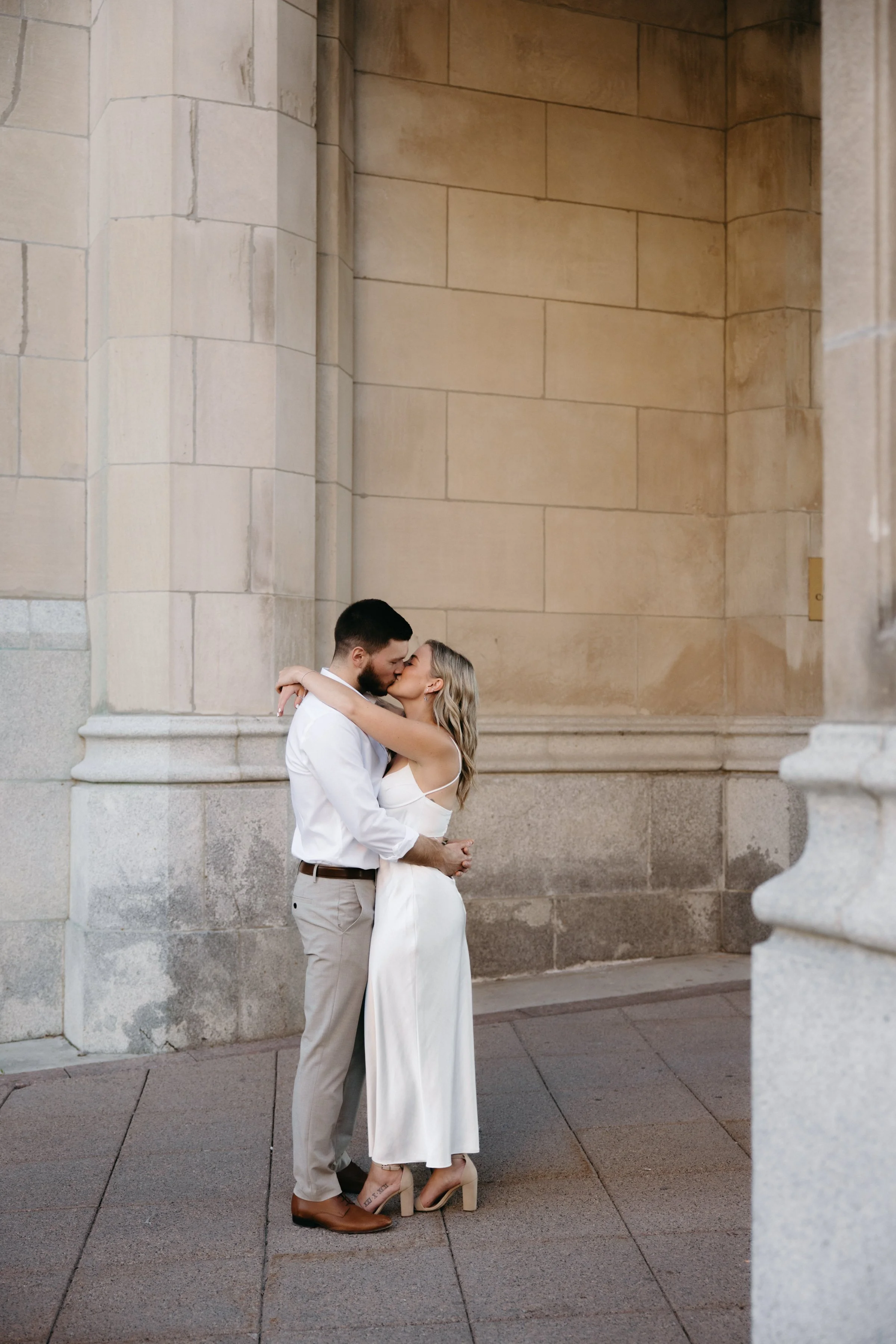 ottawa-downtown-engagement-session-0069.jpg