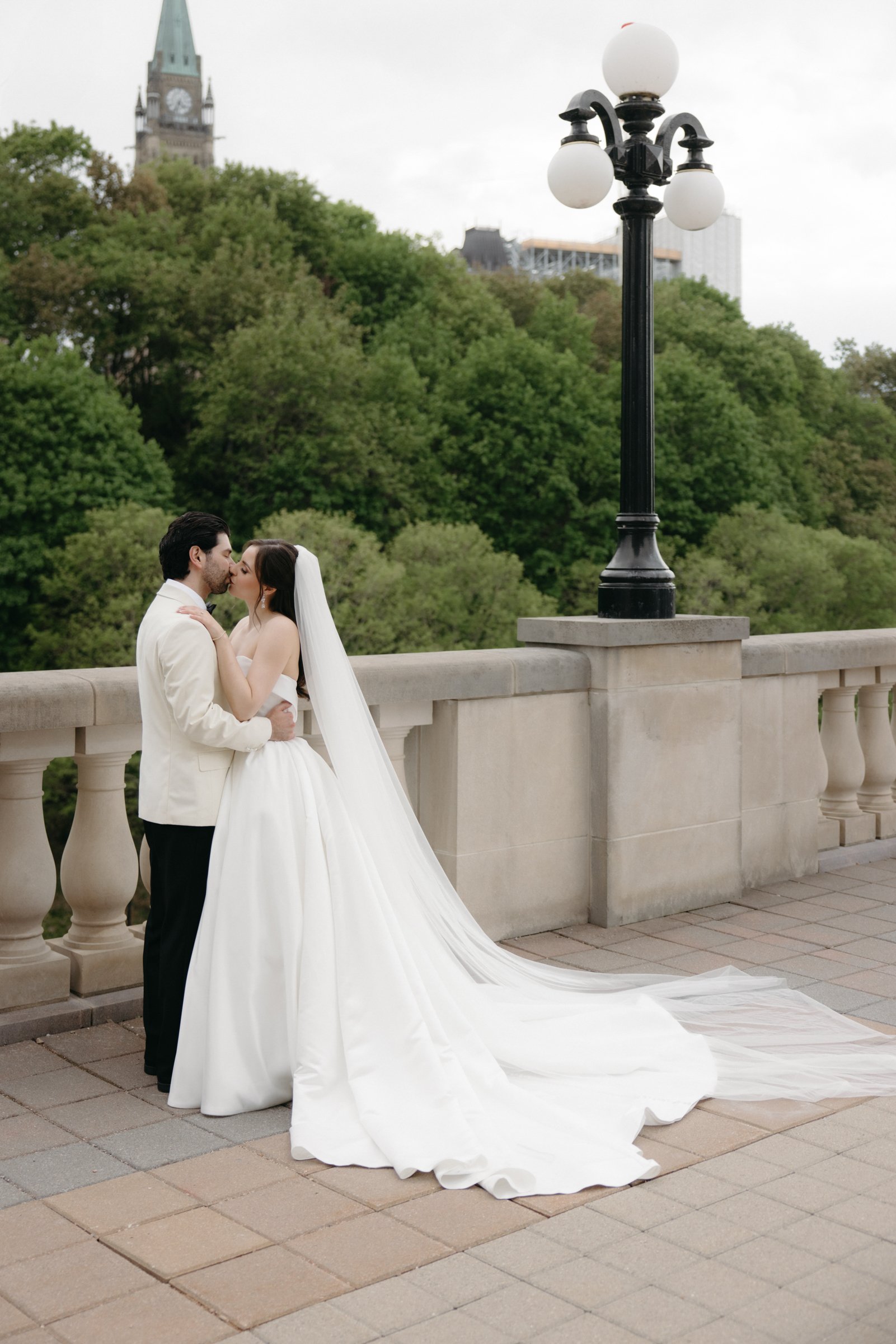 chateau-laurier-wedding-ra-0160.jpg