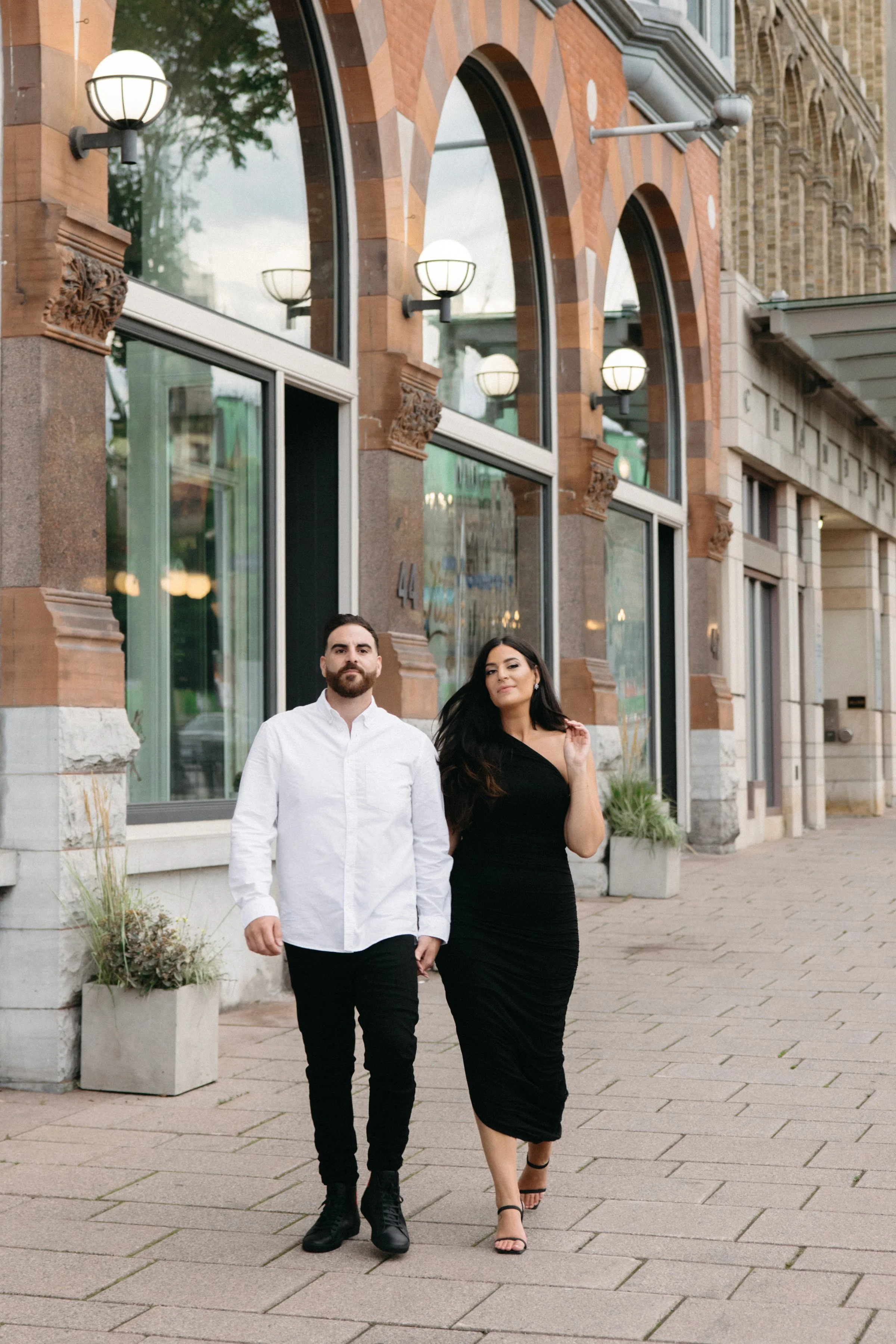 ottawa-downtown-engagement-session-0027.jpg