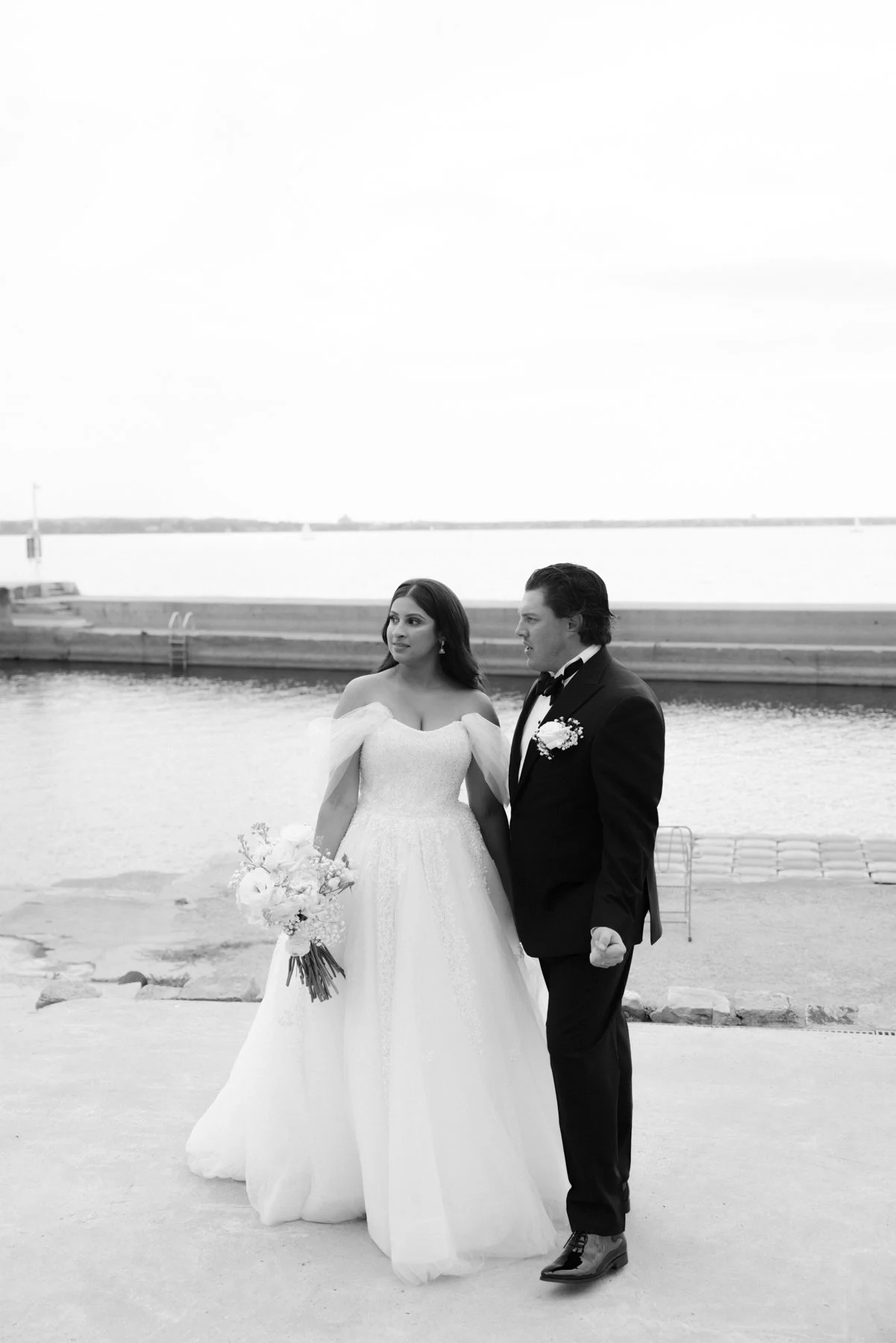 britannia-yacht-club-wedding-mn-0117.jpg