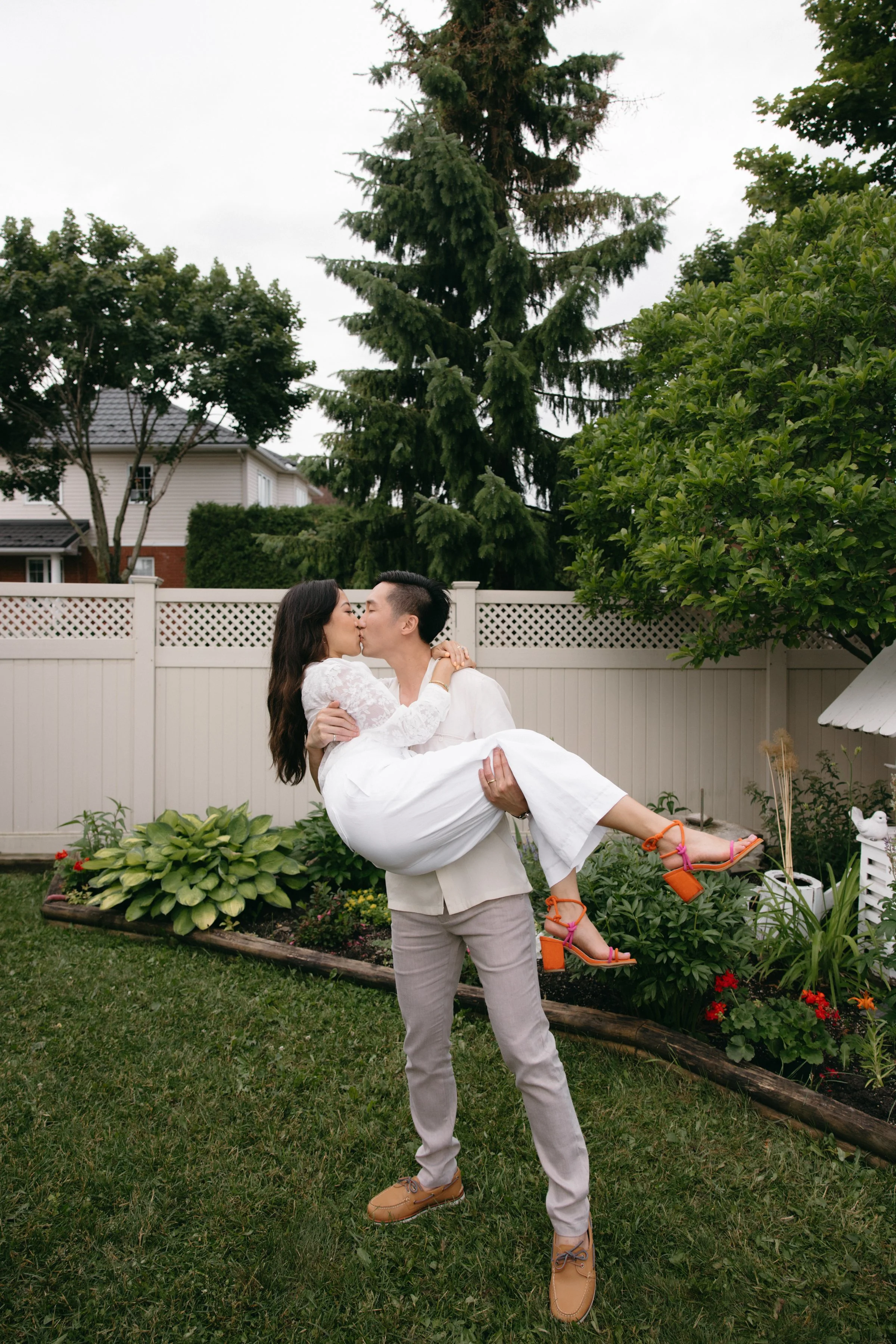 ottawa-elopement-photographer-0185.jpg