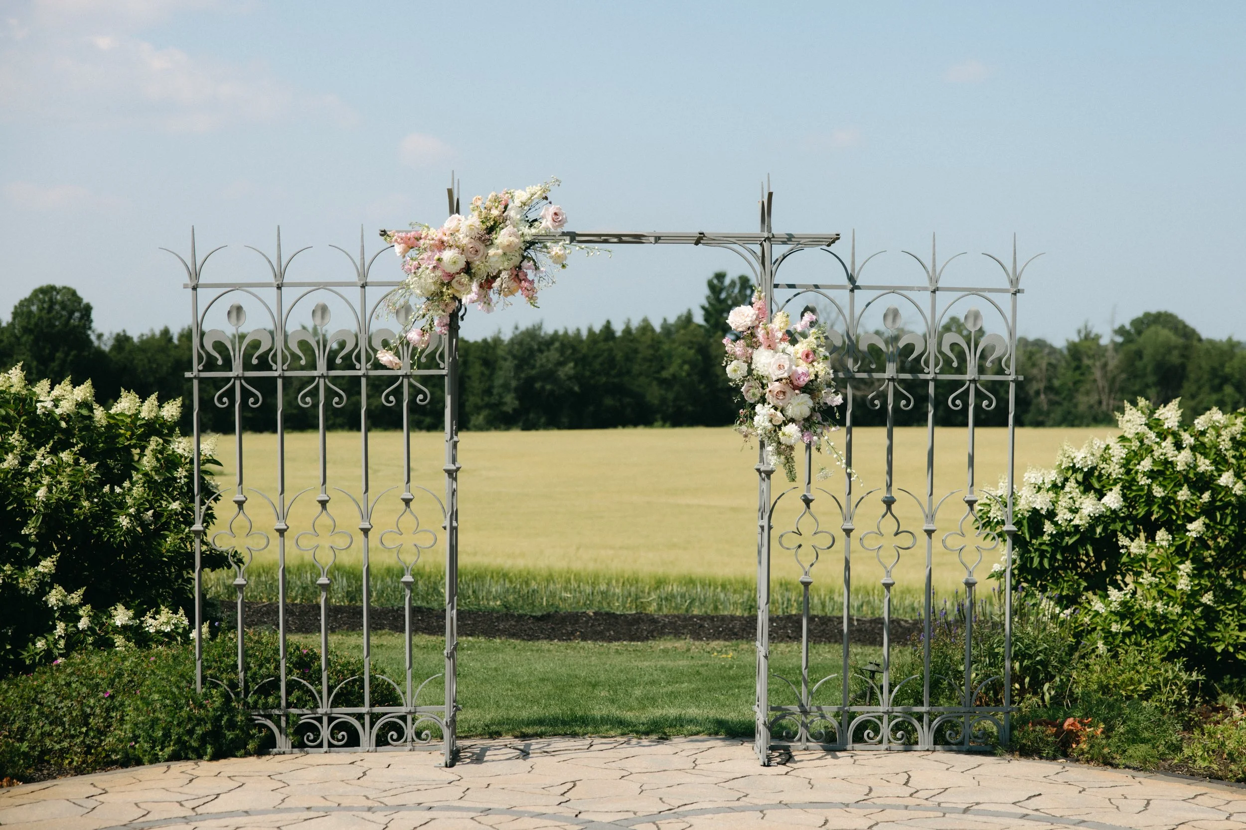 GraceAndGold-JA-WED-0430.jpg
