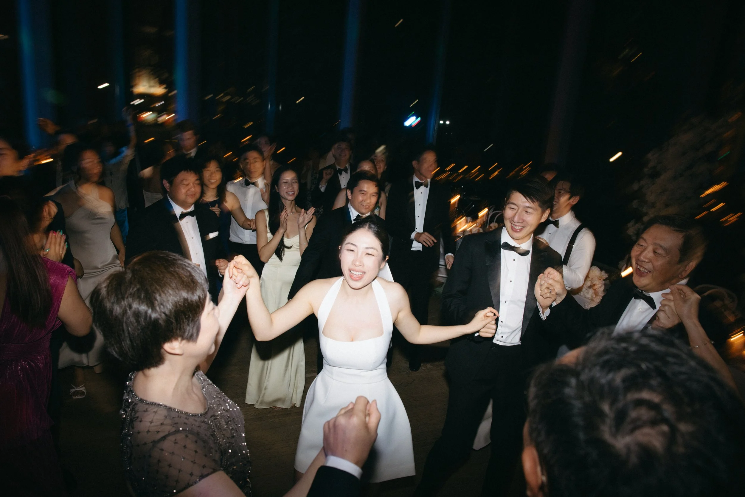GraceAndGold-YR-WED-1595.jpg