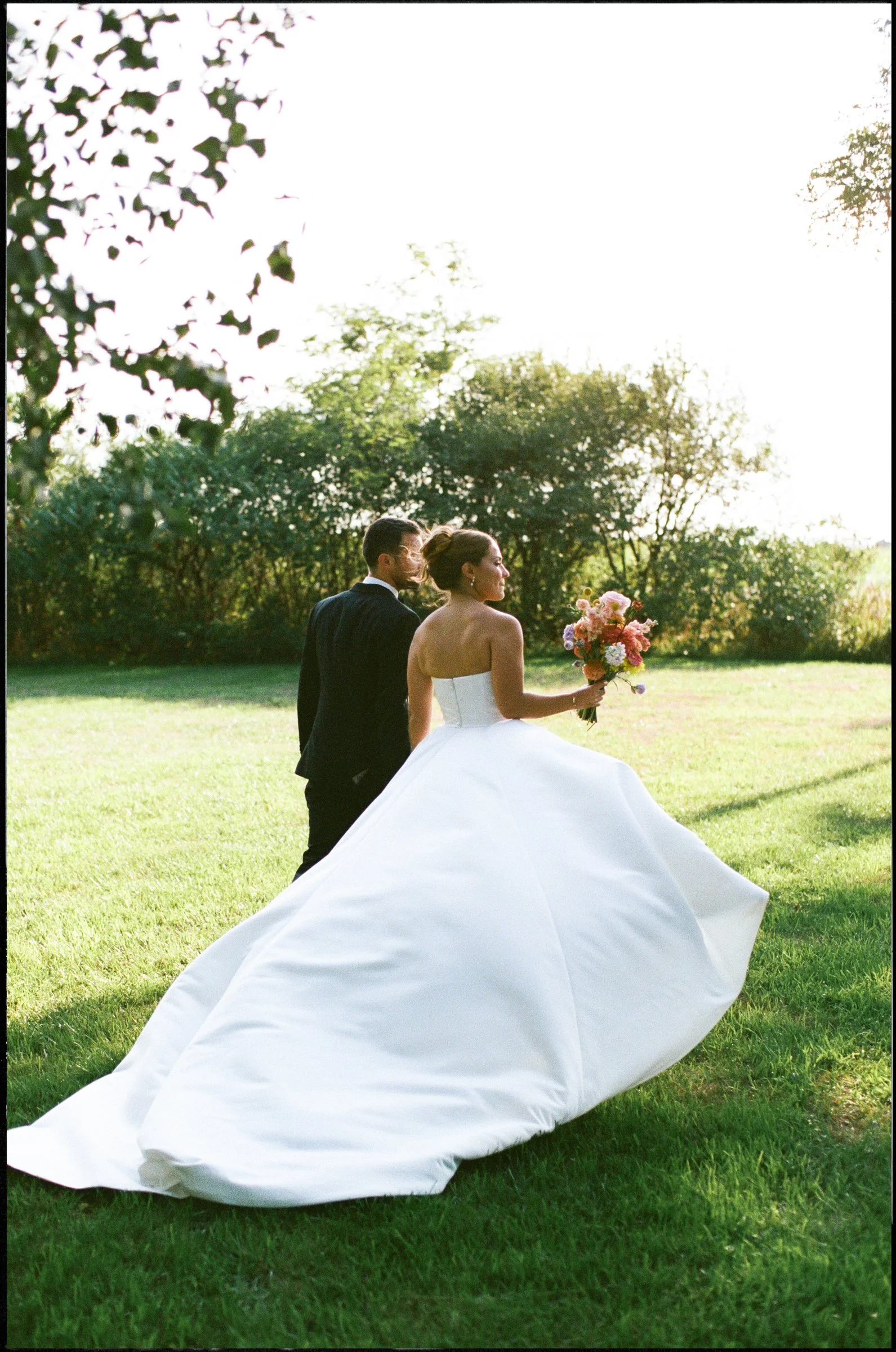 The Brighthouse Farm Wedding - Tracy Grace