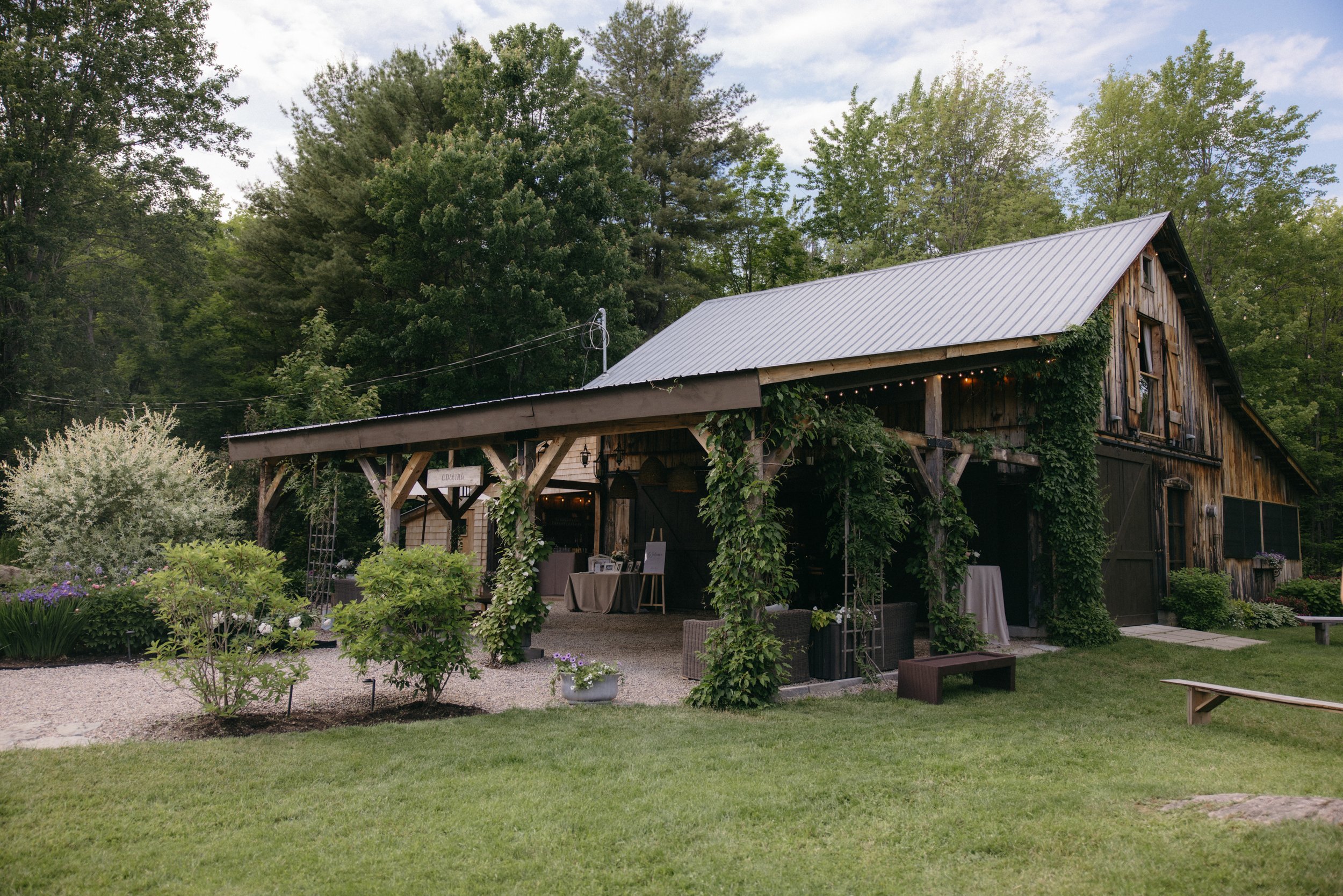 adelina-barn-wedding-0044.jpg