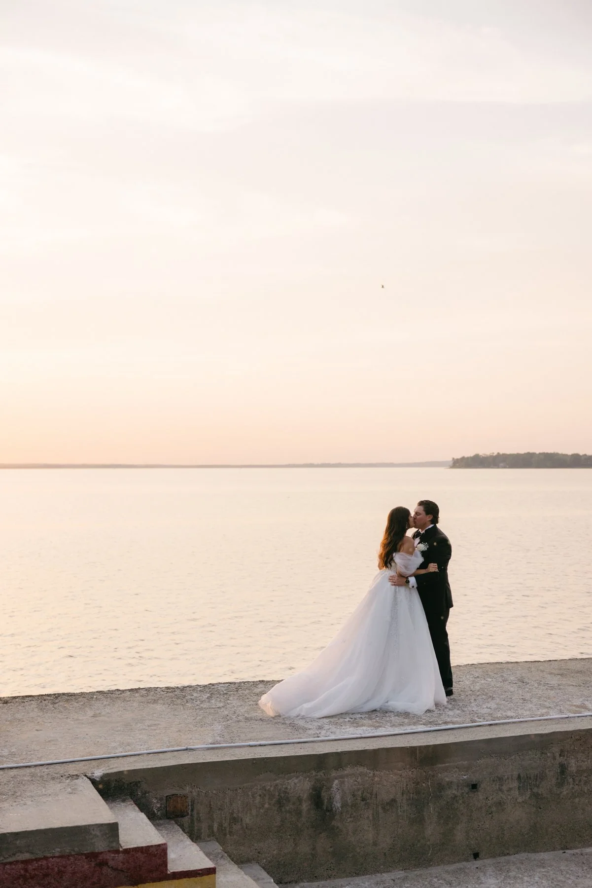 britannia-yacht-club-wedding-mn-0231.jpg