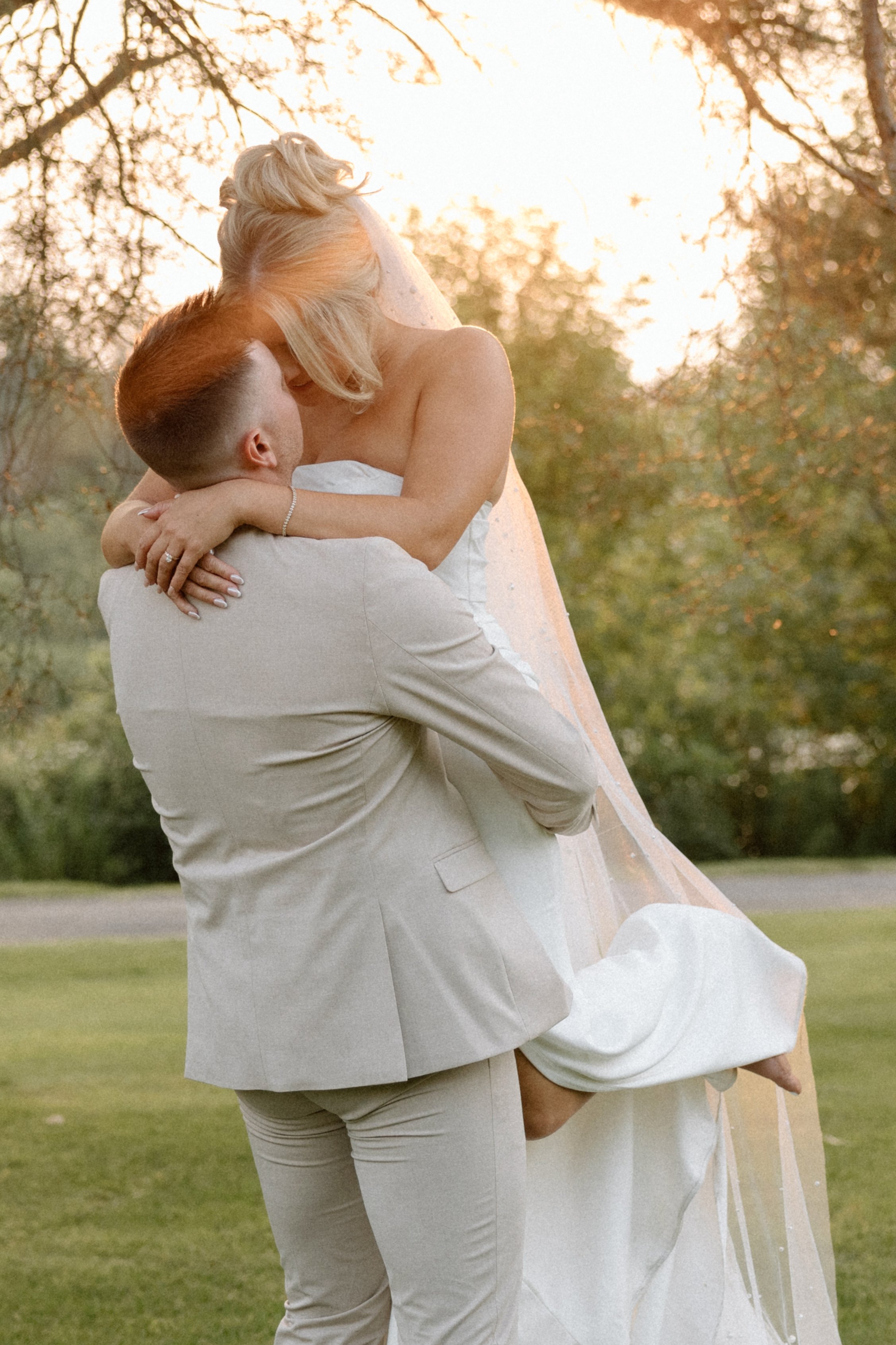 GraceAndGold-MJ-WED-1469.jpg