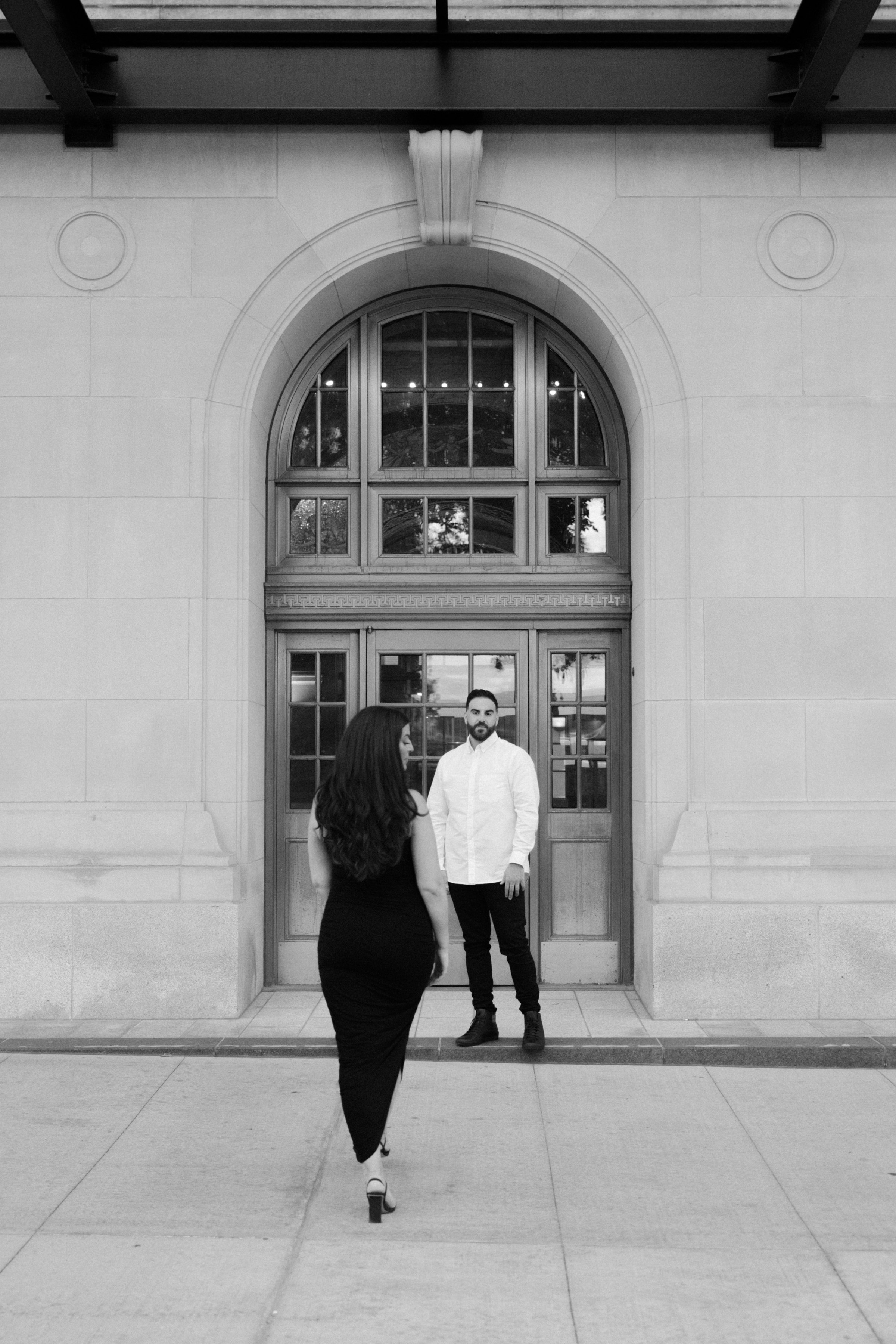 ottawa-downtown-engagement-session-0044.jpg