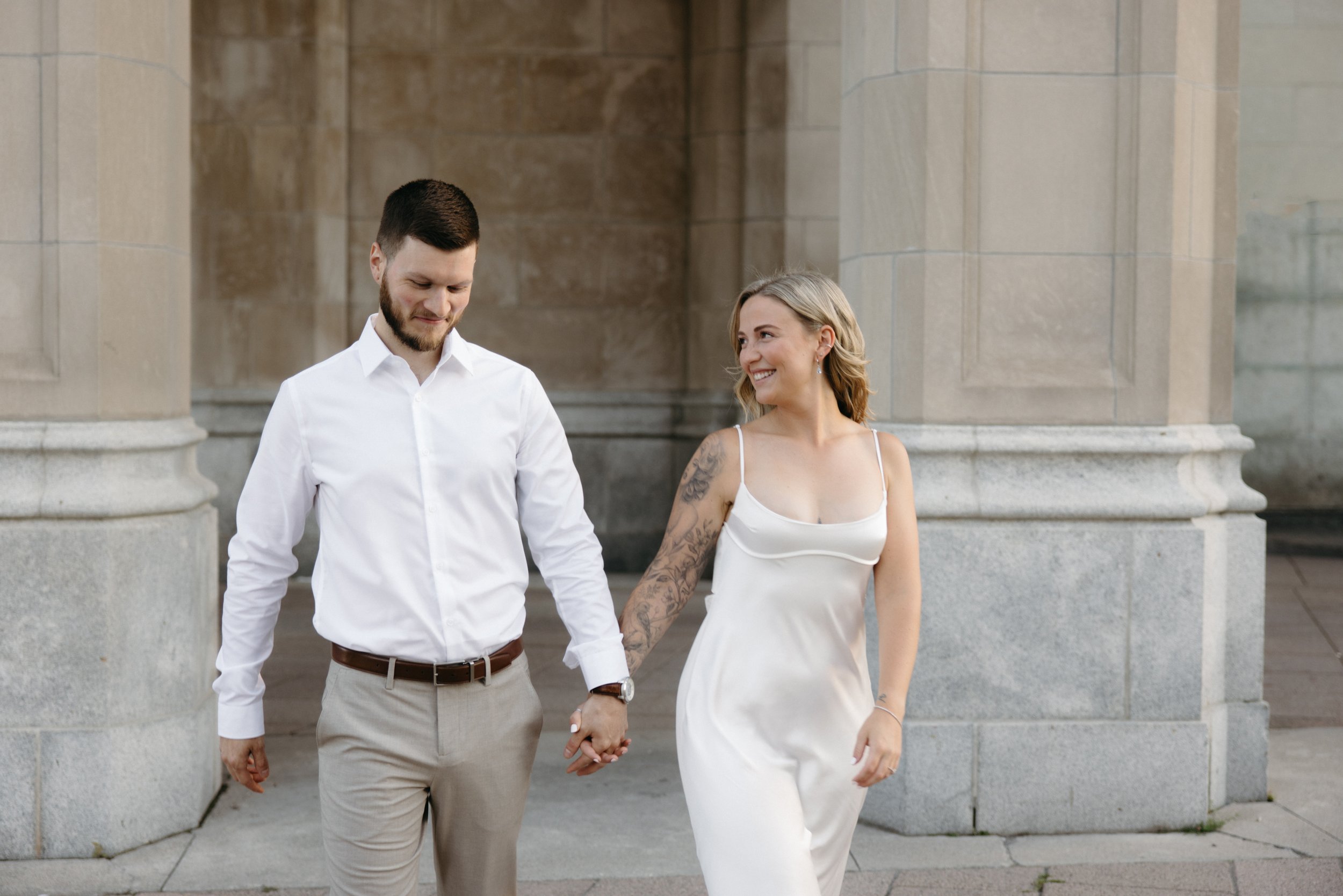 ottawa-downtown-engagement-session-0013.jpg