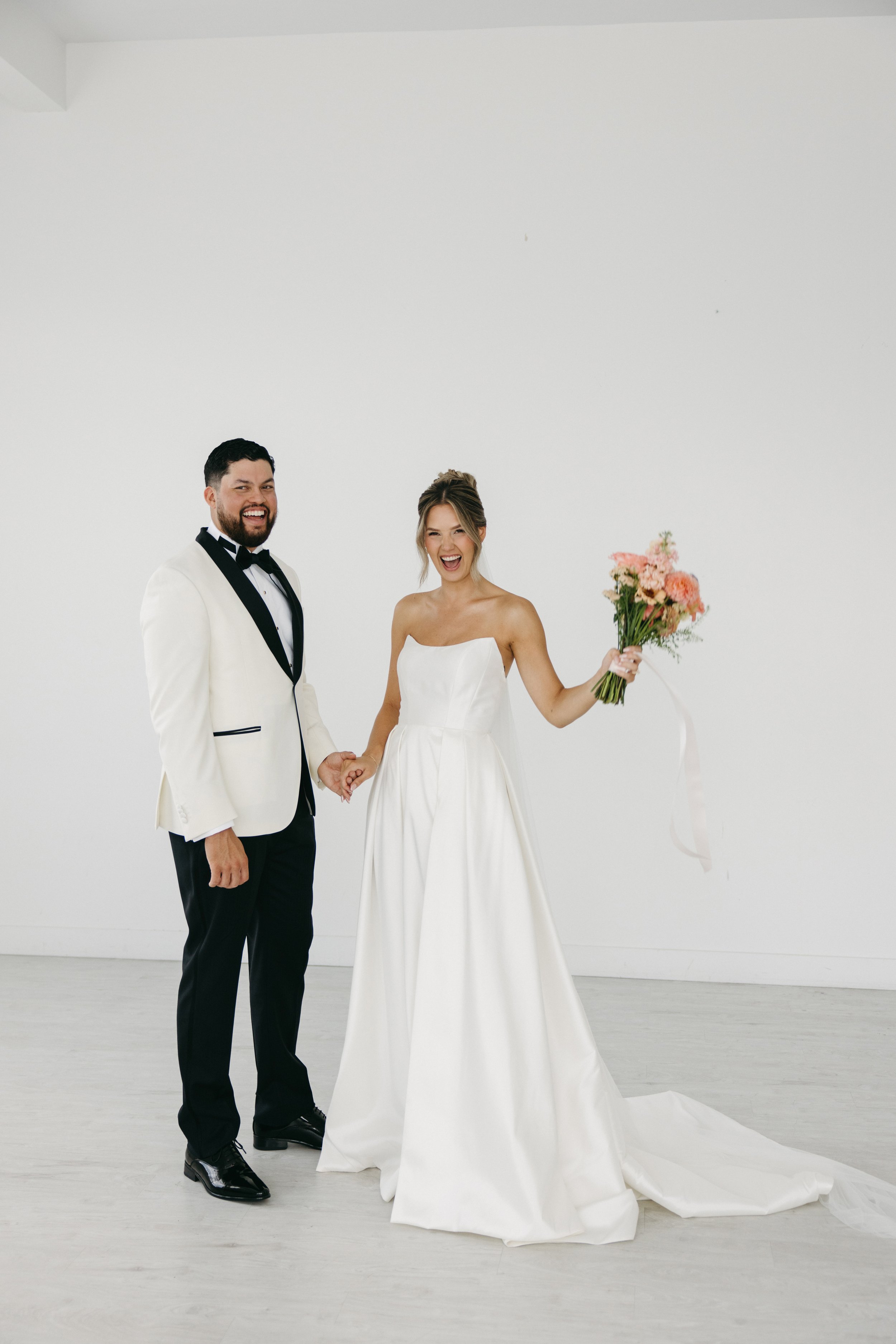 GraceAndGold-KK-WED-0264.jpg