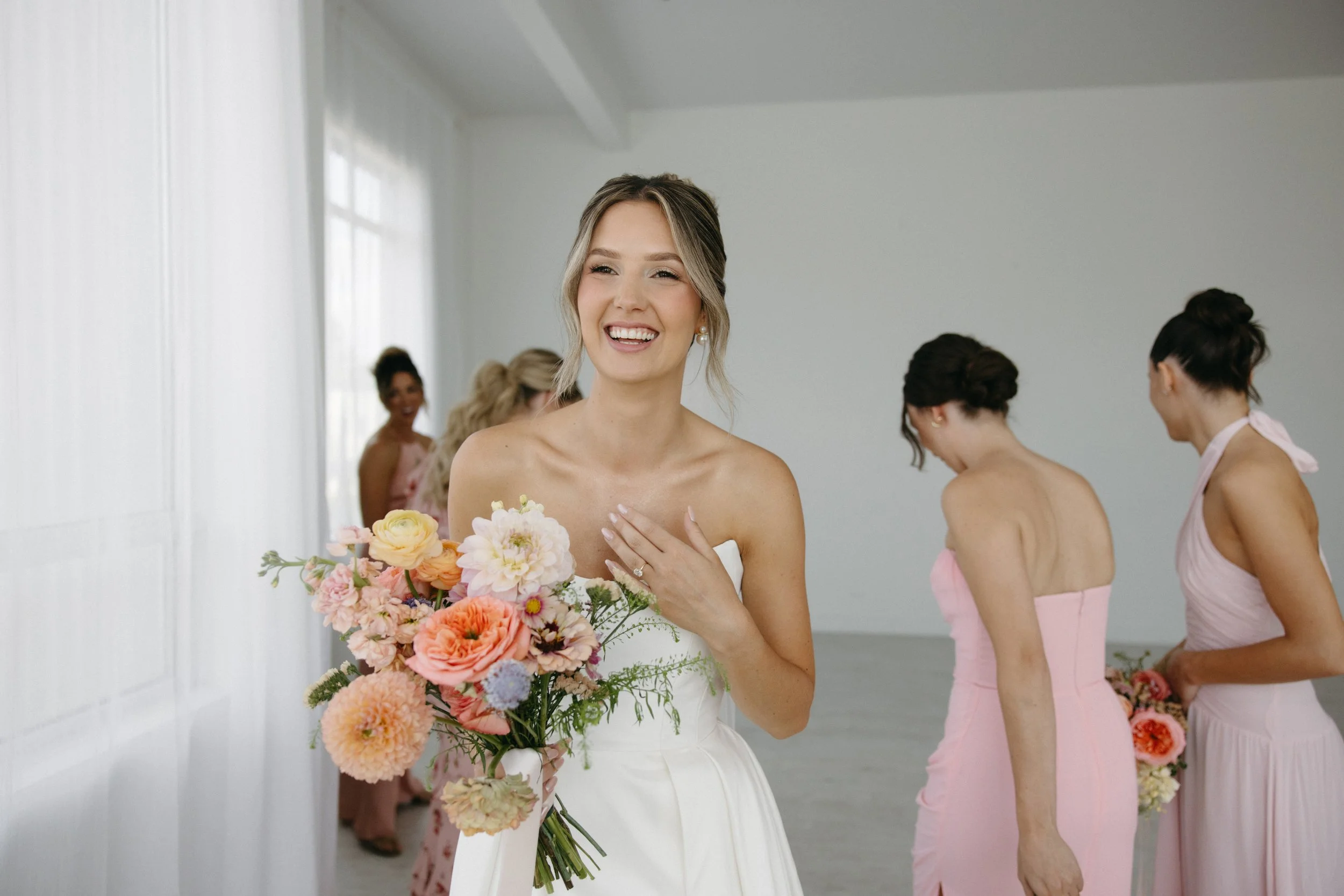 GraceAndGold-KK-WED-0549.jpg