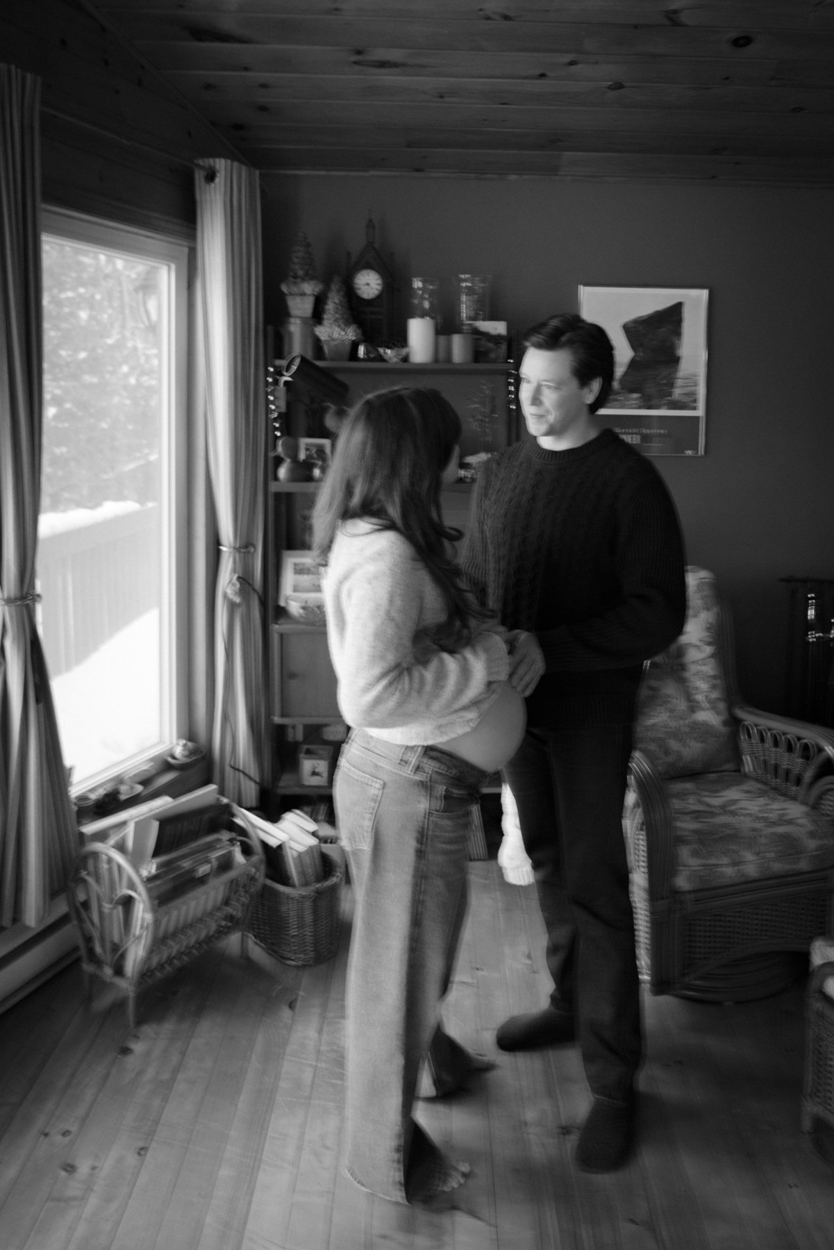 Ottawa-Maternity-Session-Cottage-0081.jpg