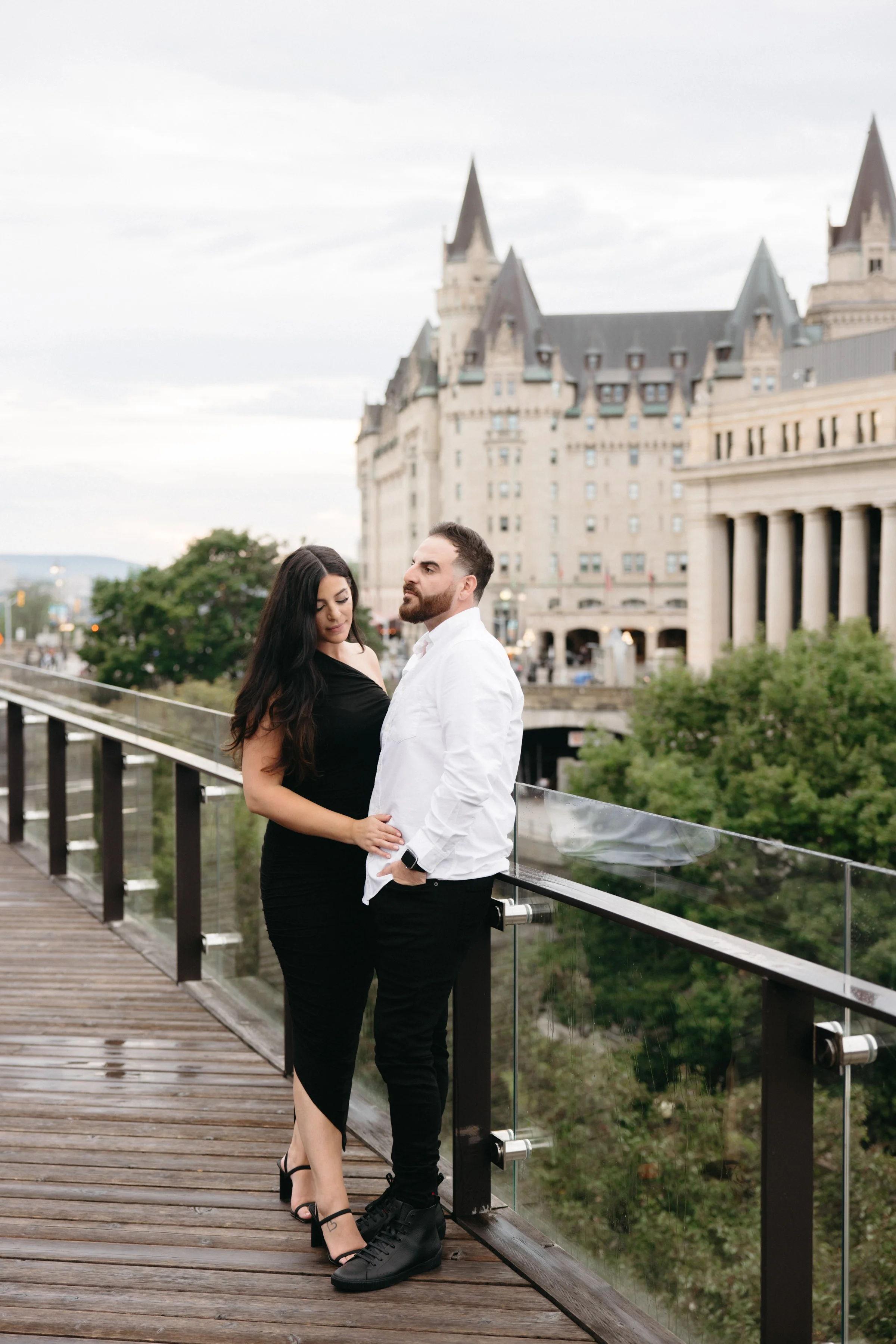 ottawa-downtown-engagement-session-0018.jpg