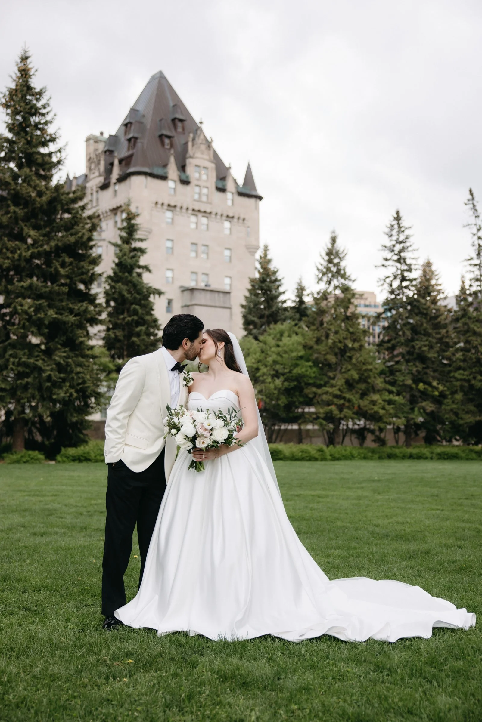 chateau-laurier-wedding-ra-0148.jpg