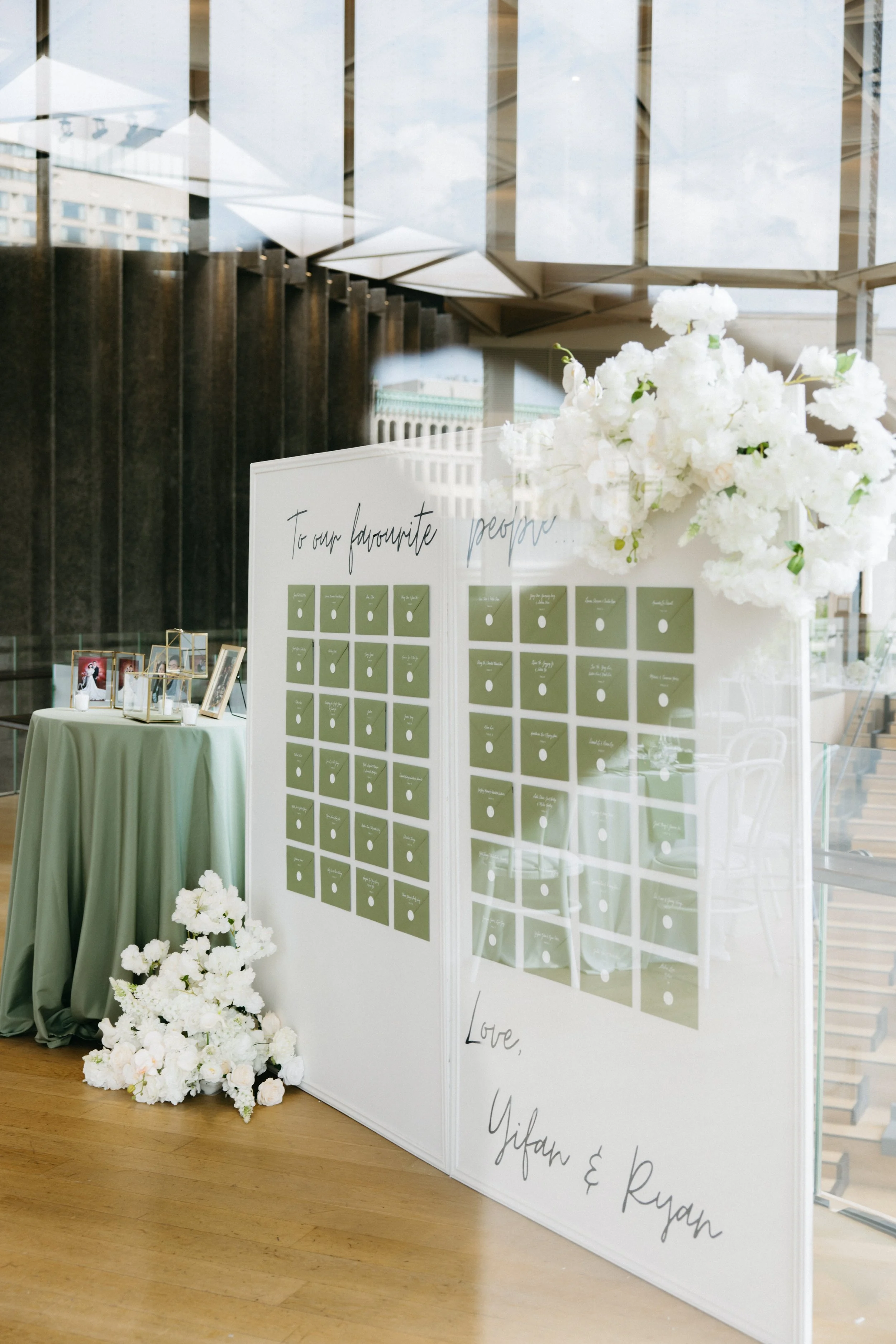 GraceAndGold-YR-WED-1070.jpg