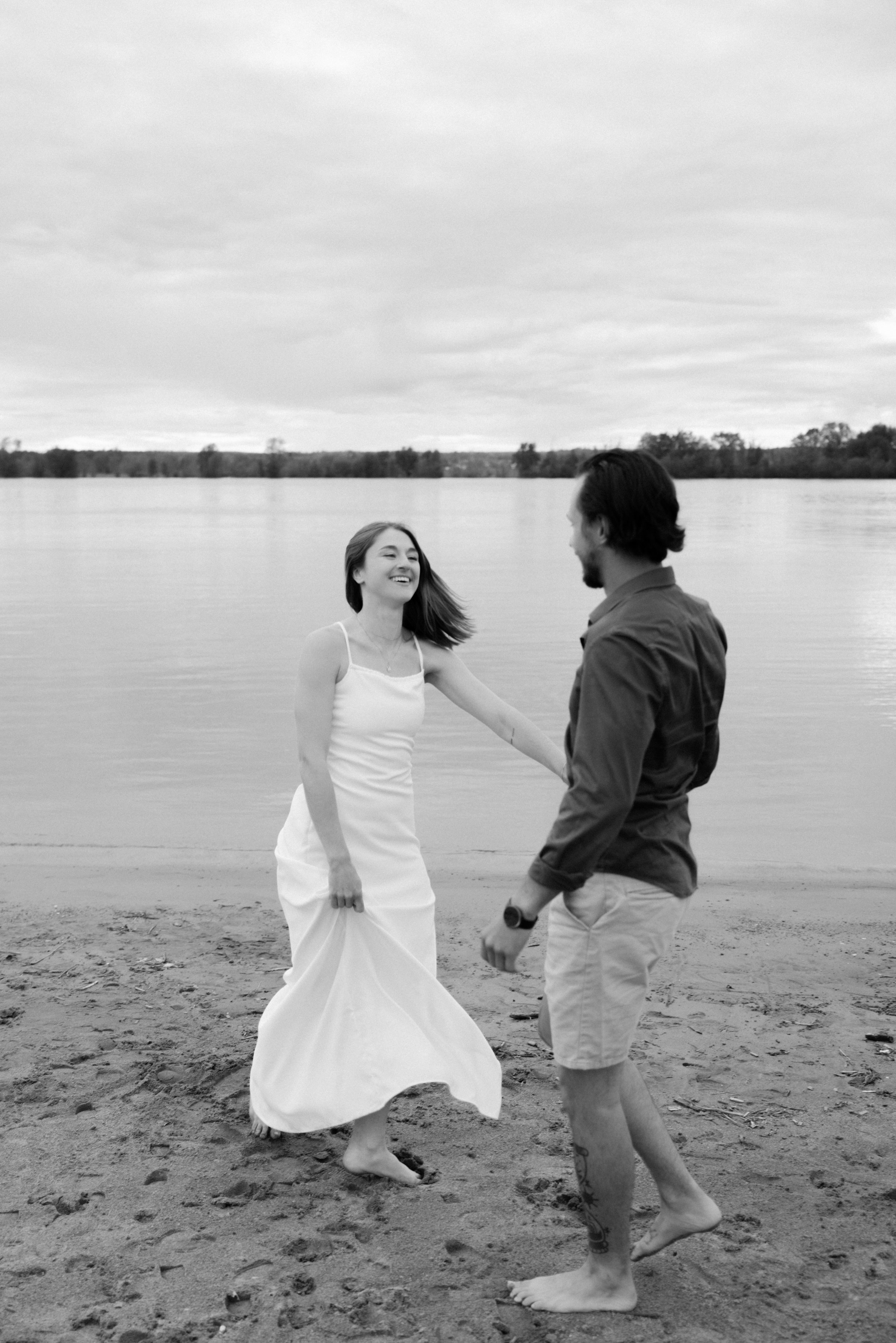 petrie-island-engagement-session-0040.jpg
