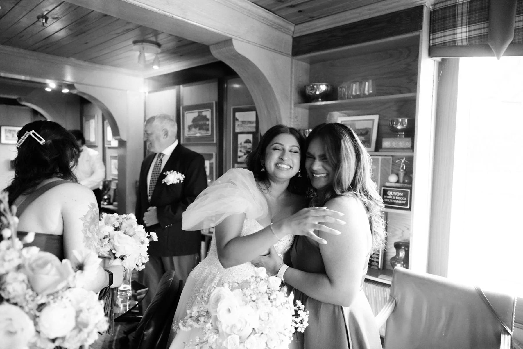britannia-yacht-club-wedding-mn-0111.jpg