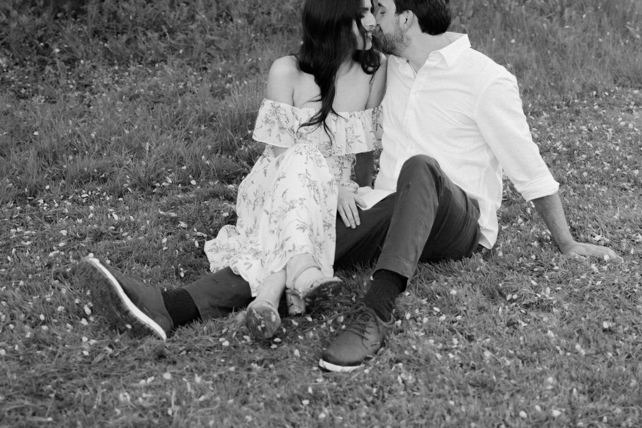 ottawa-blossom-engagement-session-0113.jpg