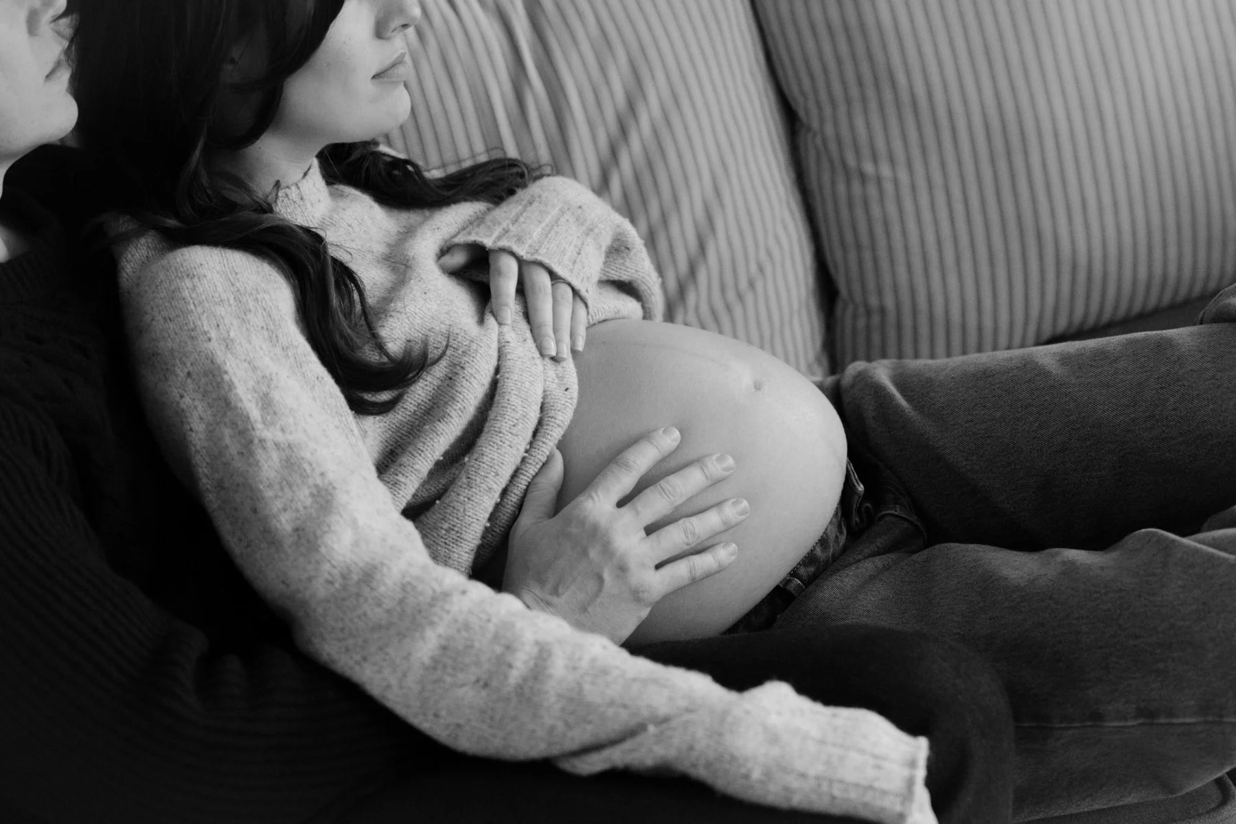 Ottawa-Maternity-Session-Cottage-0101.jpg